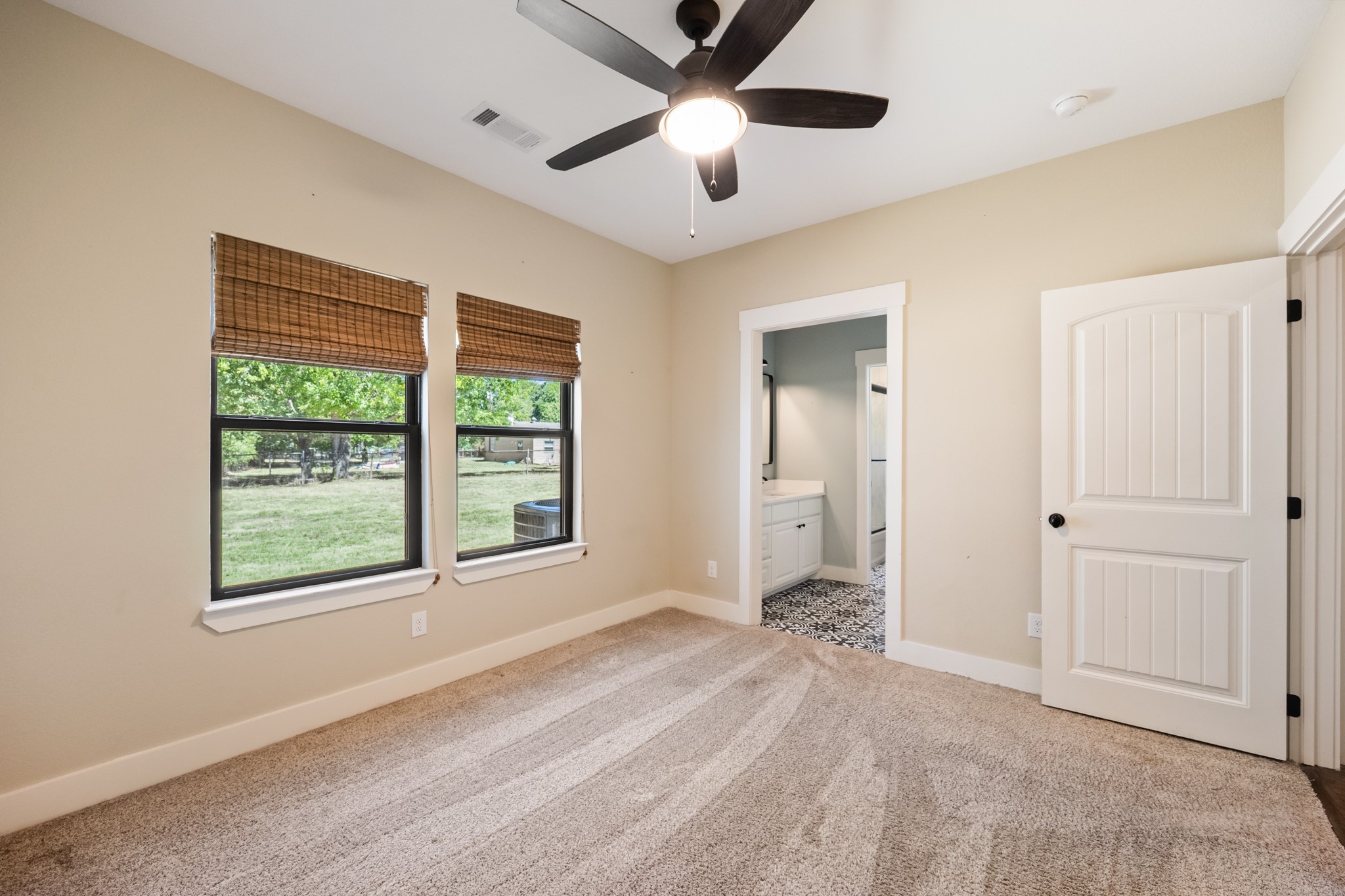 131 Lakeway Lane