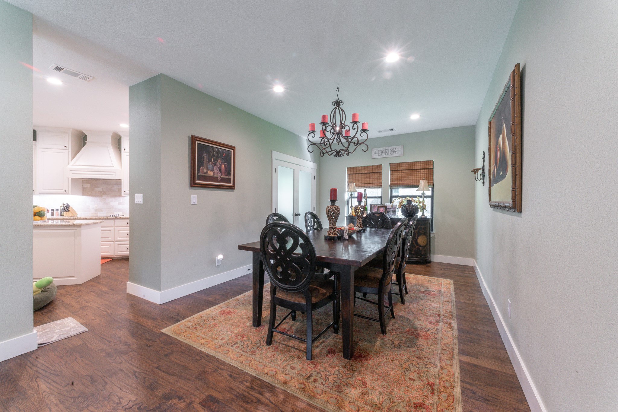 131 Lakeway Lane
