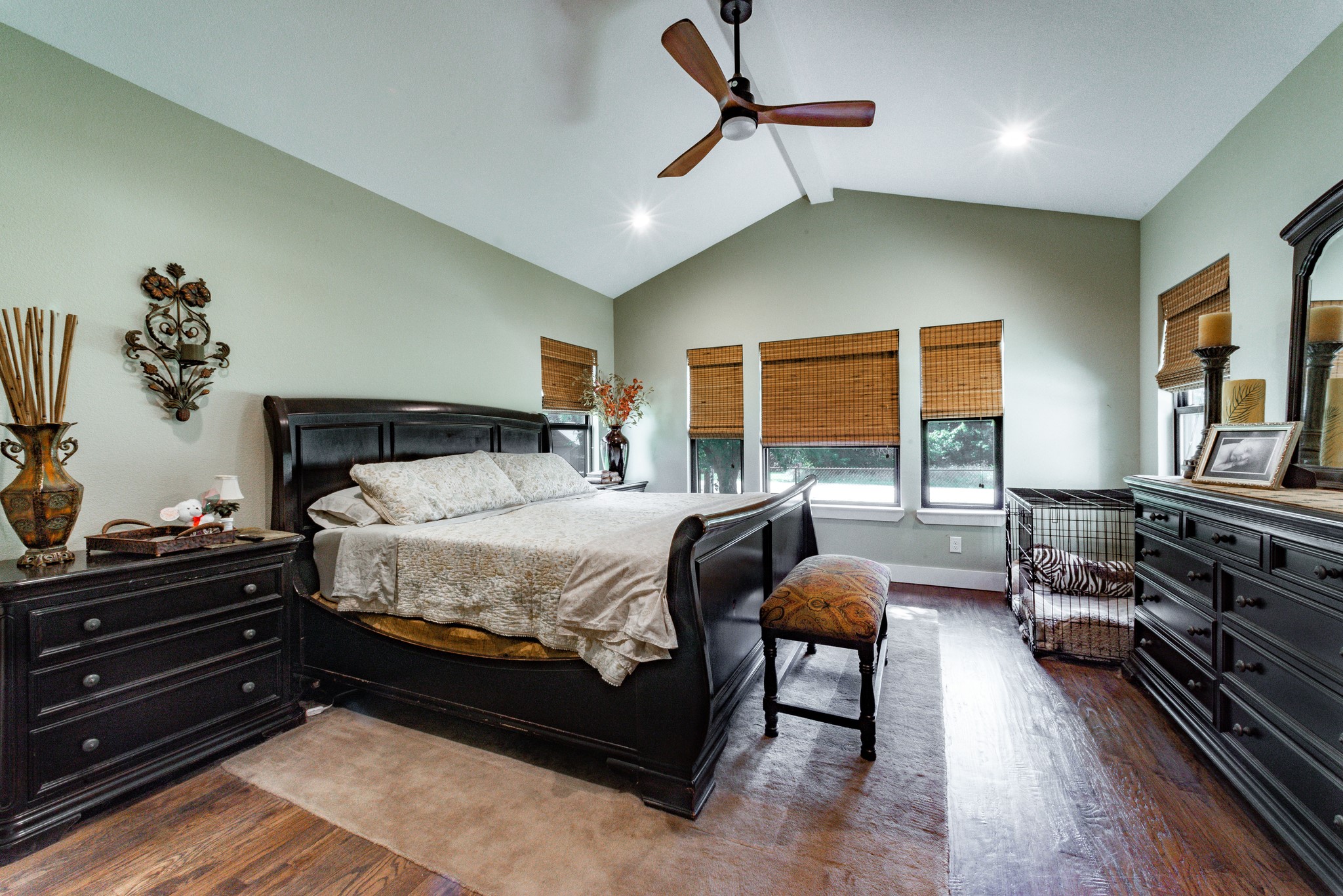 131 Lakeway Lane