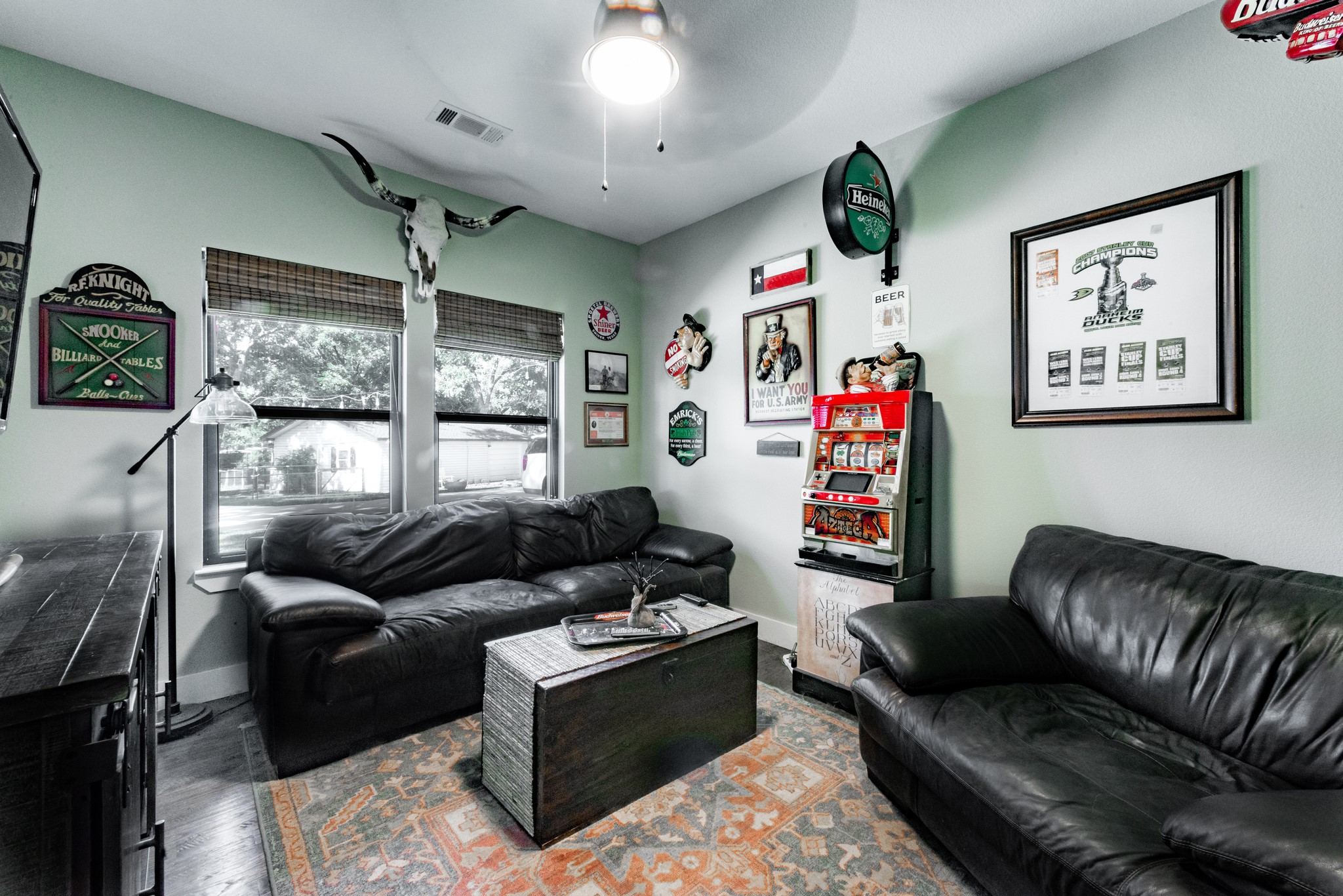 131 Lakeway Lane