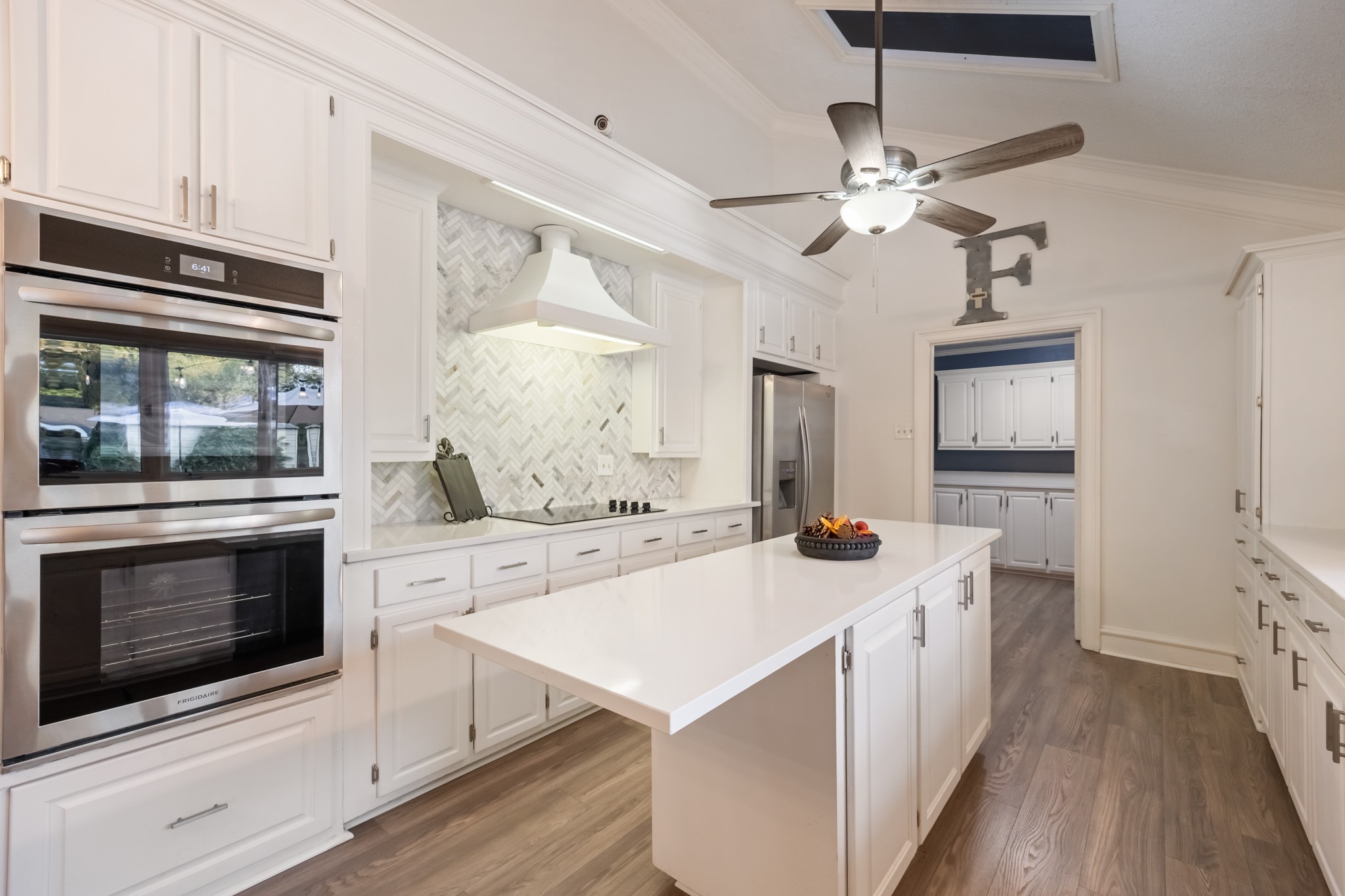10633 Buddy Parker Road