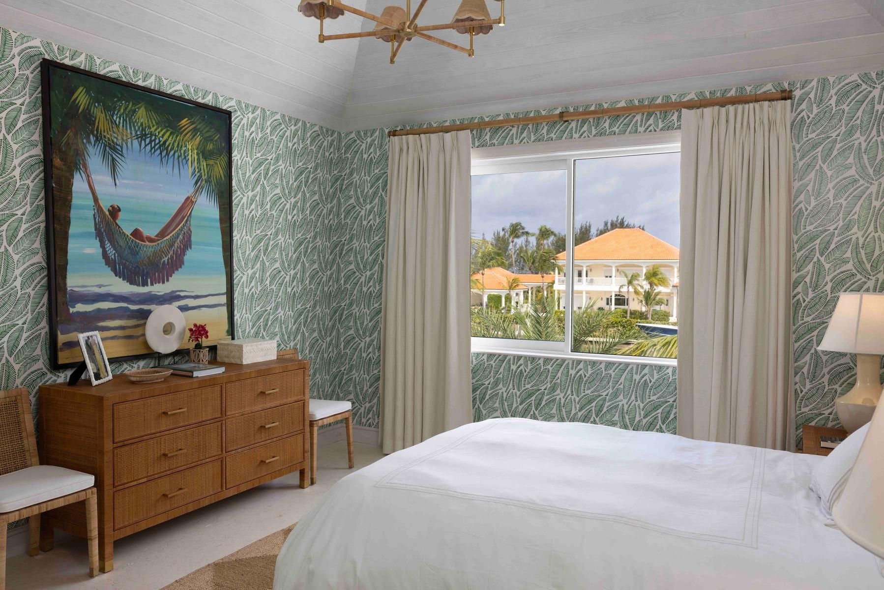 MANSION IN LYFORD CAY