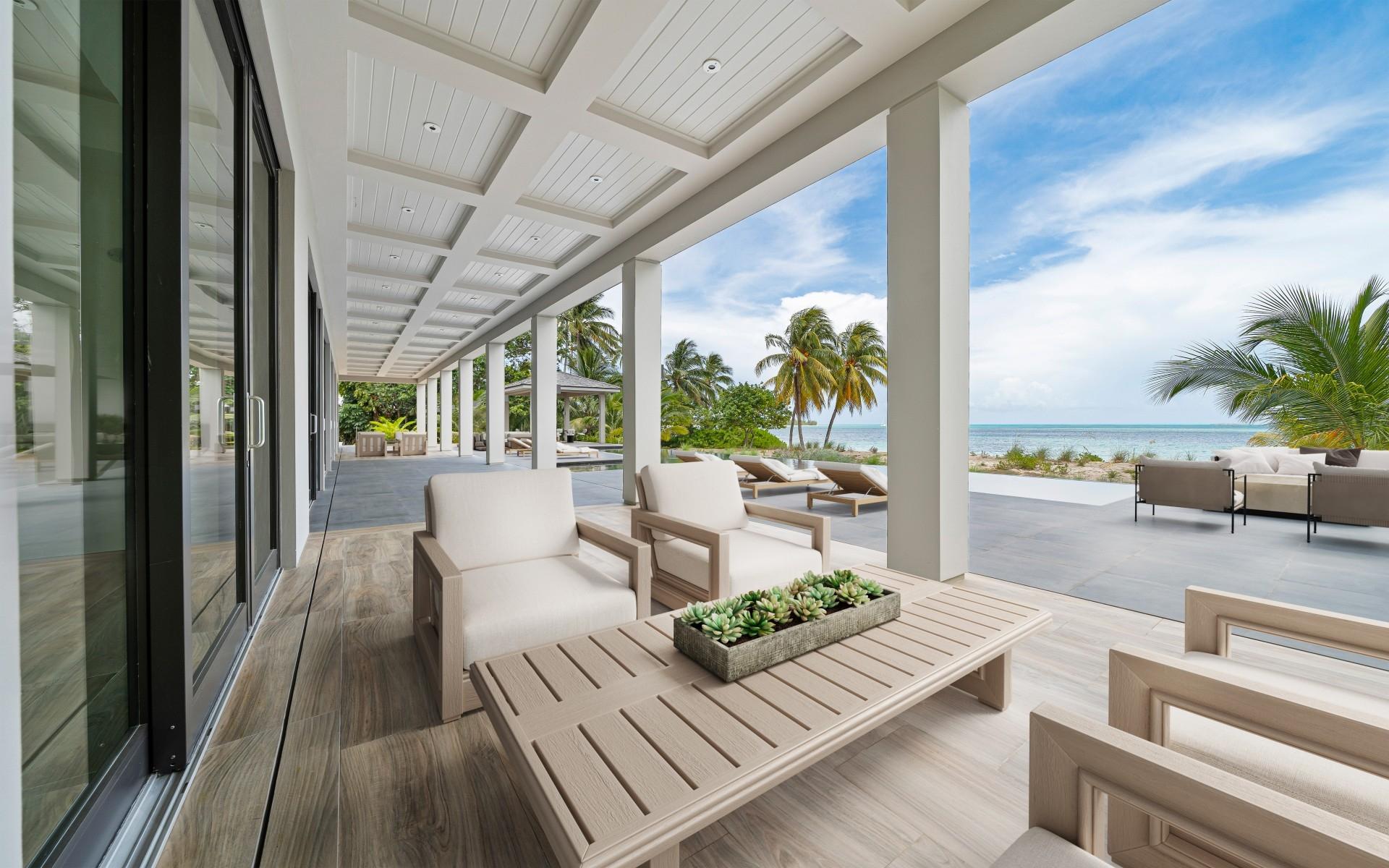 RESIDENCE ON CLIFTON BAY