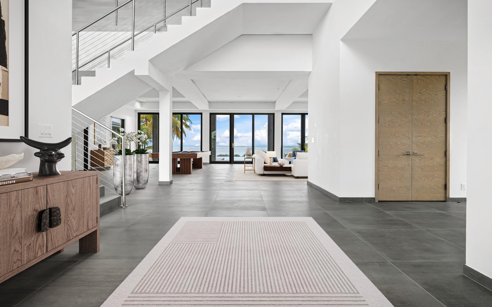 RESIDENCE ON CLIFTON BAY