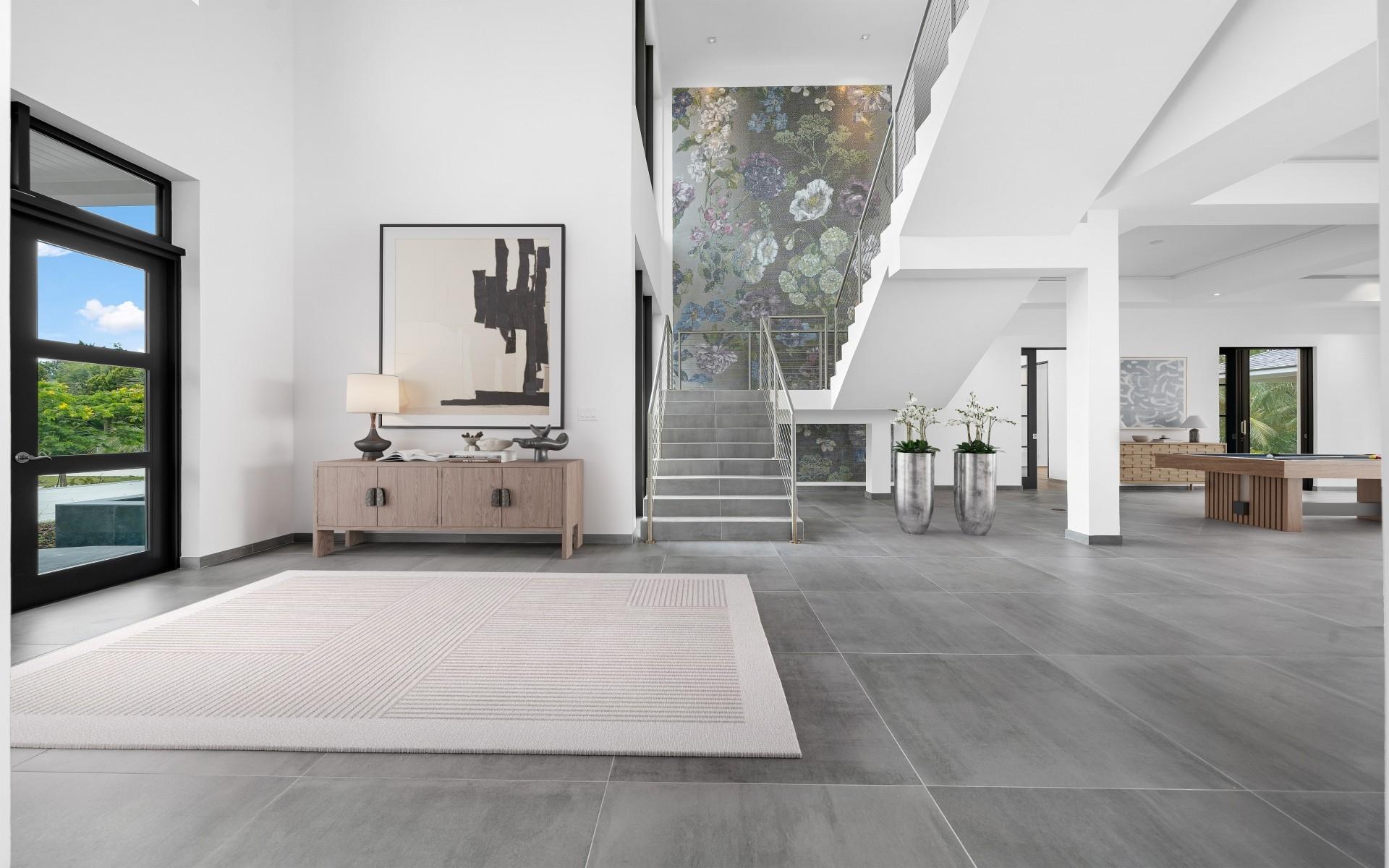 RESIDENCE ON CLIFTON BAY