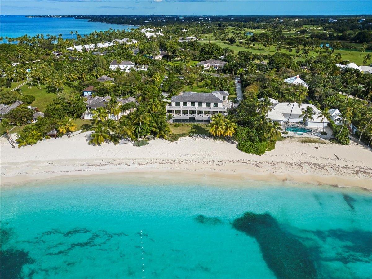 RESIDENCE ON CLIFTON BAY