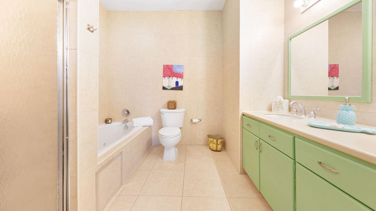 LAGOON COURT CONDO Unit: 309