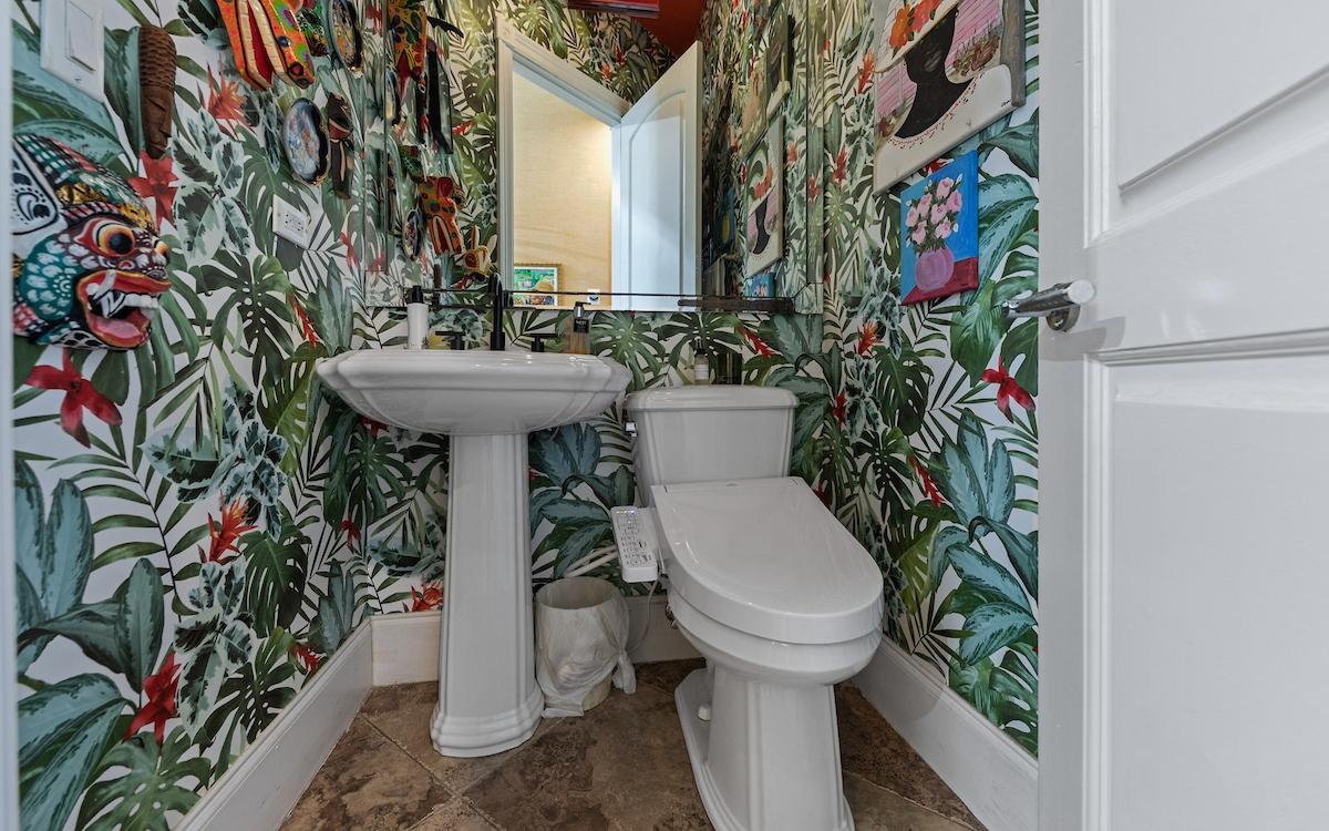 BLDG 4 LOVE BEACH WALK Unit: 8