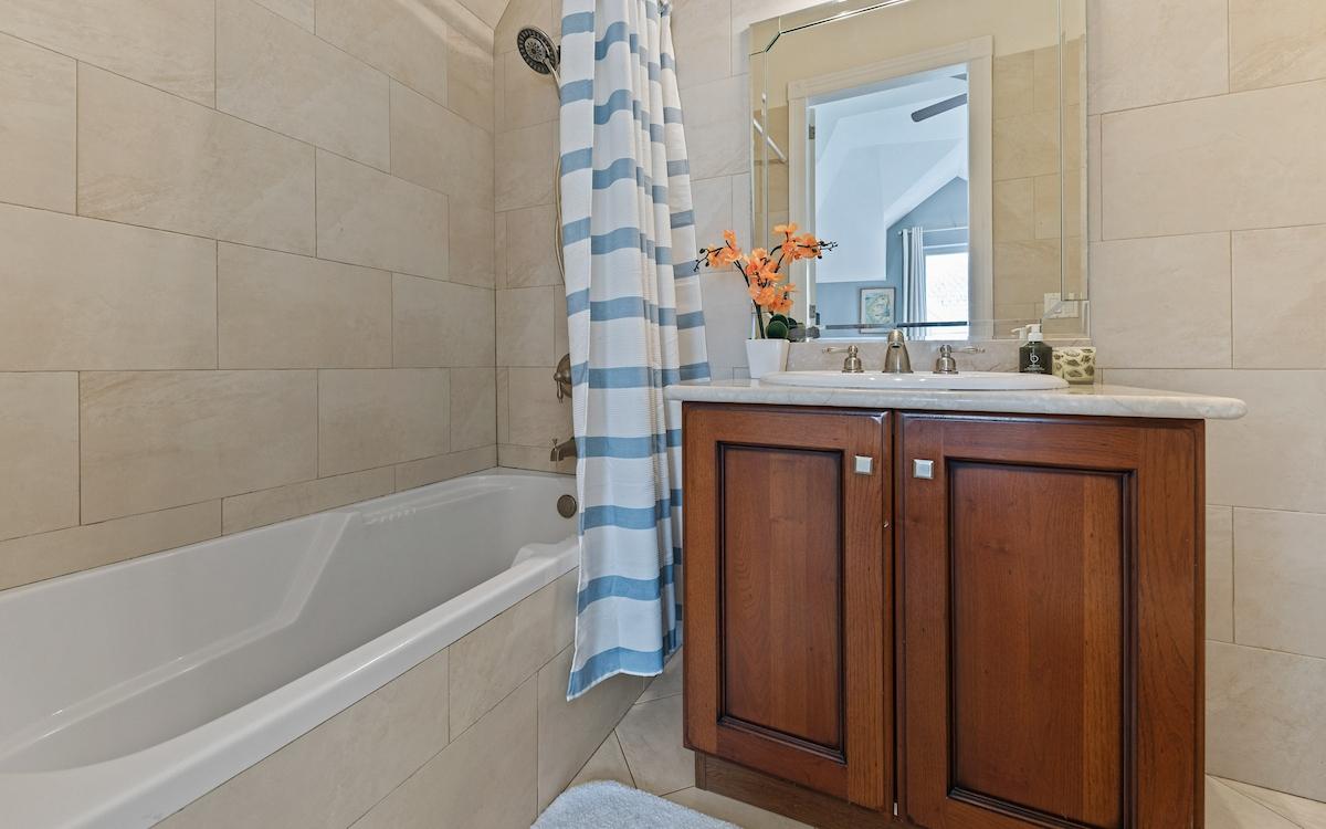 BLDG 4 LOVE BEACH WALK Unit: 8