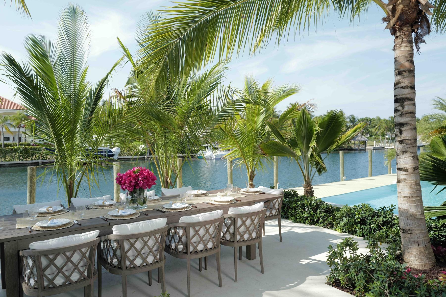 MANSION IN LYFORD CAY