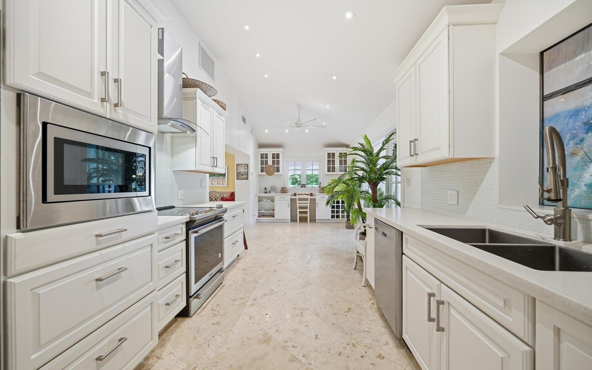 DAR LALLA EDGEWATER DRIVE