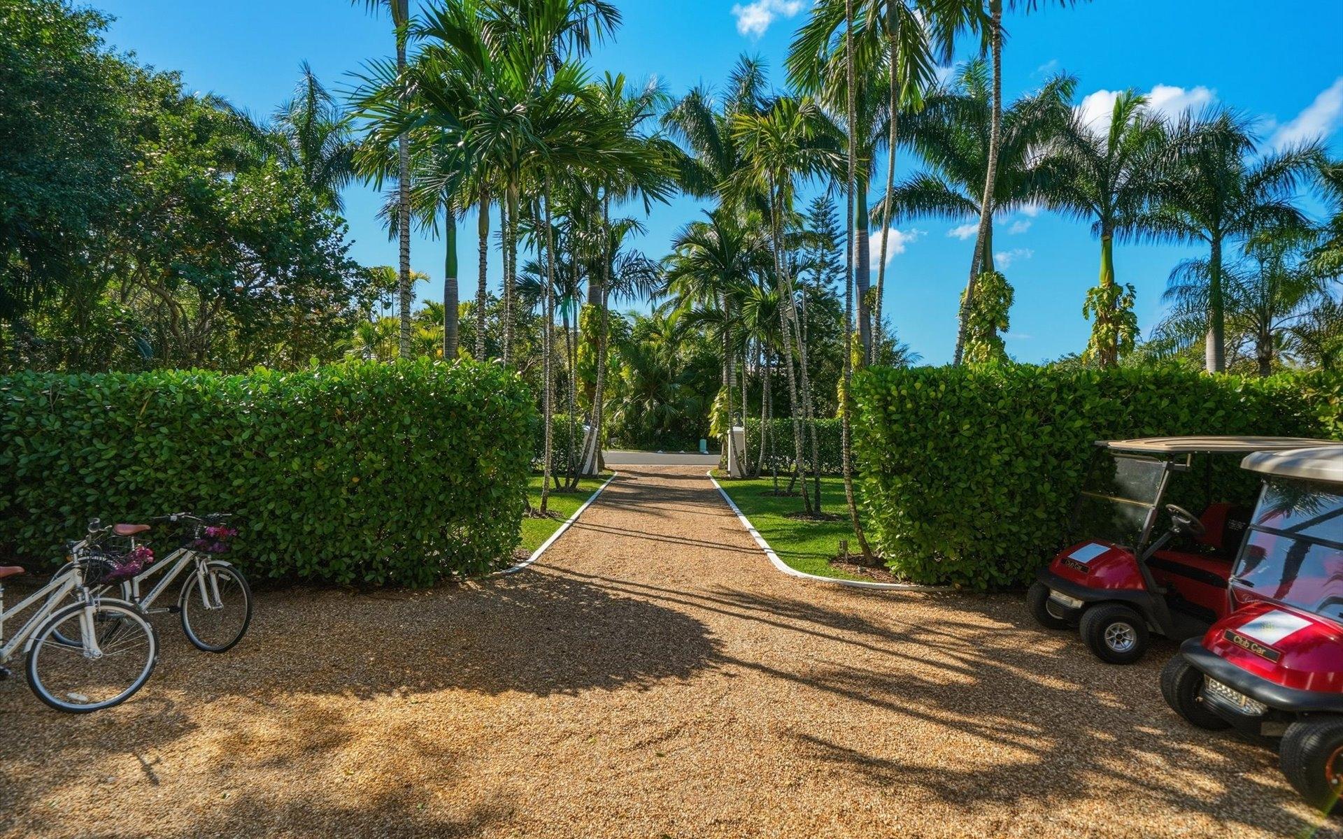 104 COTT 104, CLIFTON BAY DR.