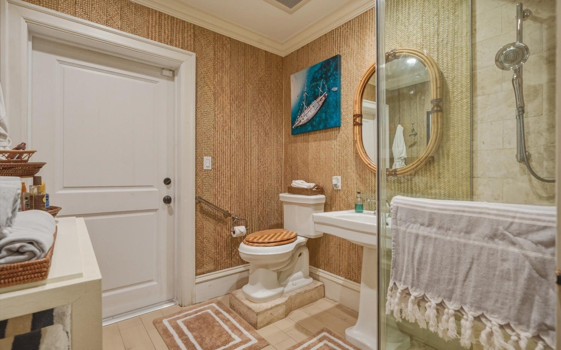 104 COTT 104, CLIFTON BAY DR.