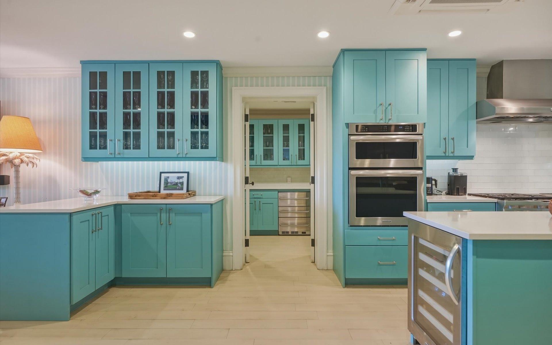 104 COTT 104, CLIFTON BAY DR.