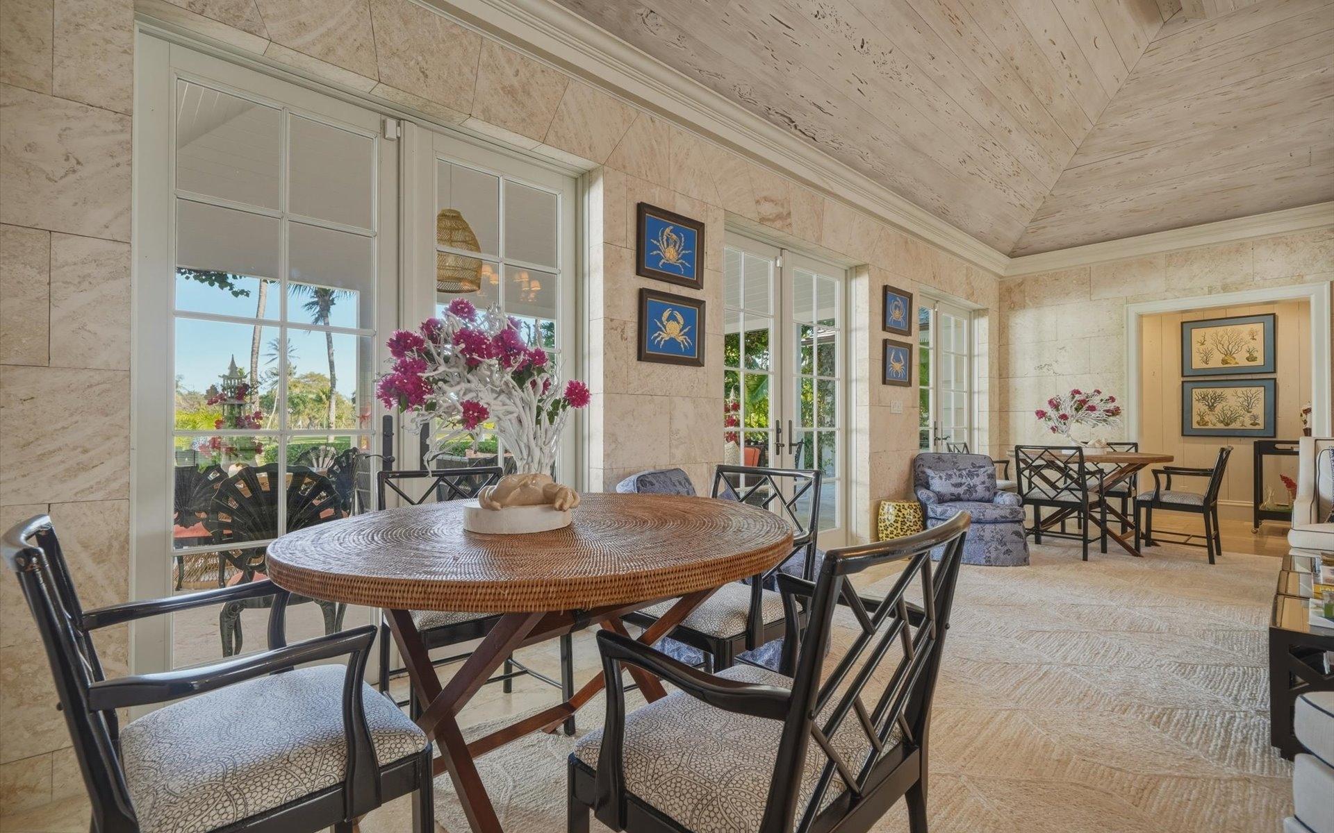 104 COTT 104, CLIFTON BAY DR.