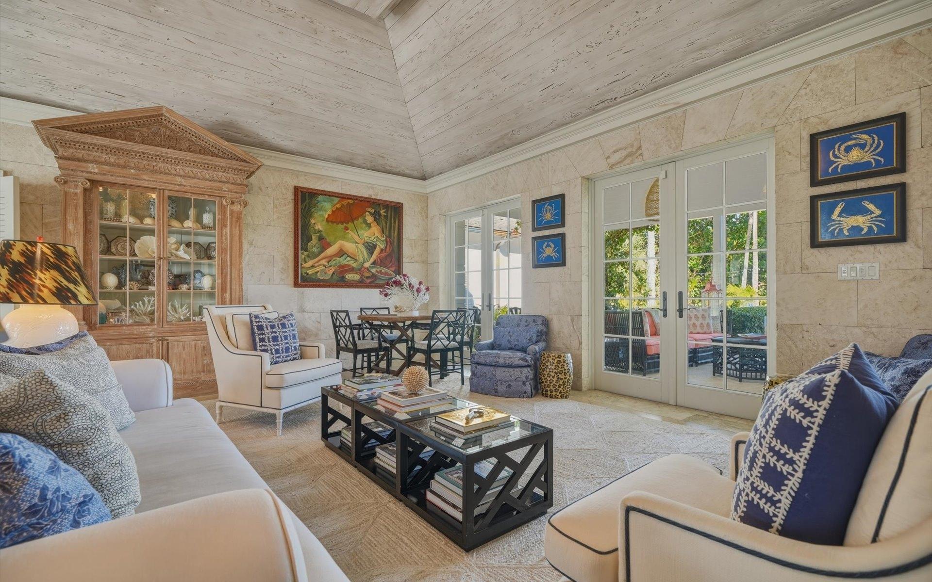 104 COTT 104, CLIFTON BAY DR.