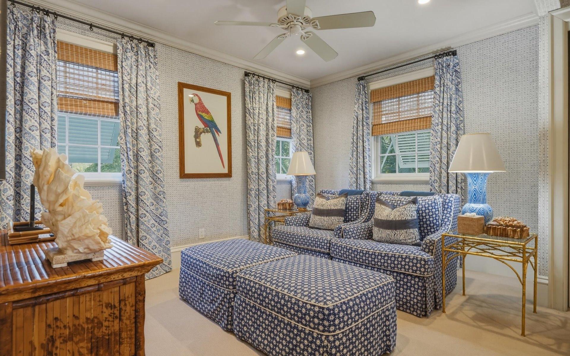 104 COTT 104, CLIFTON BAY DR.