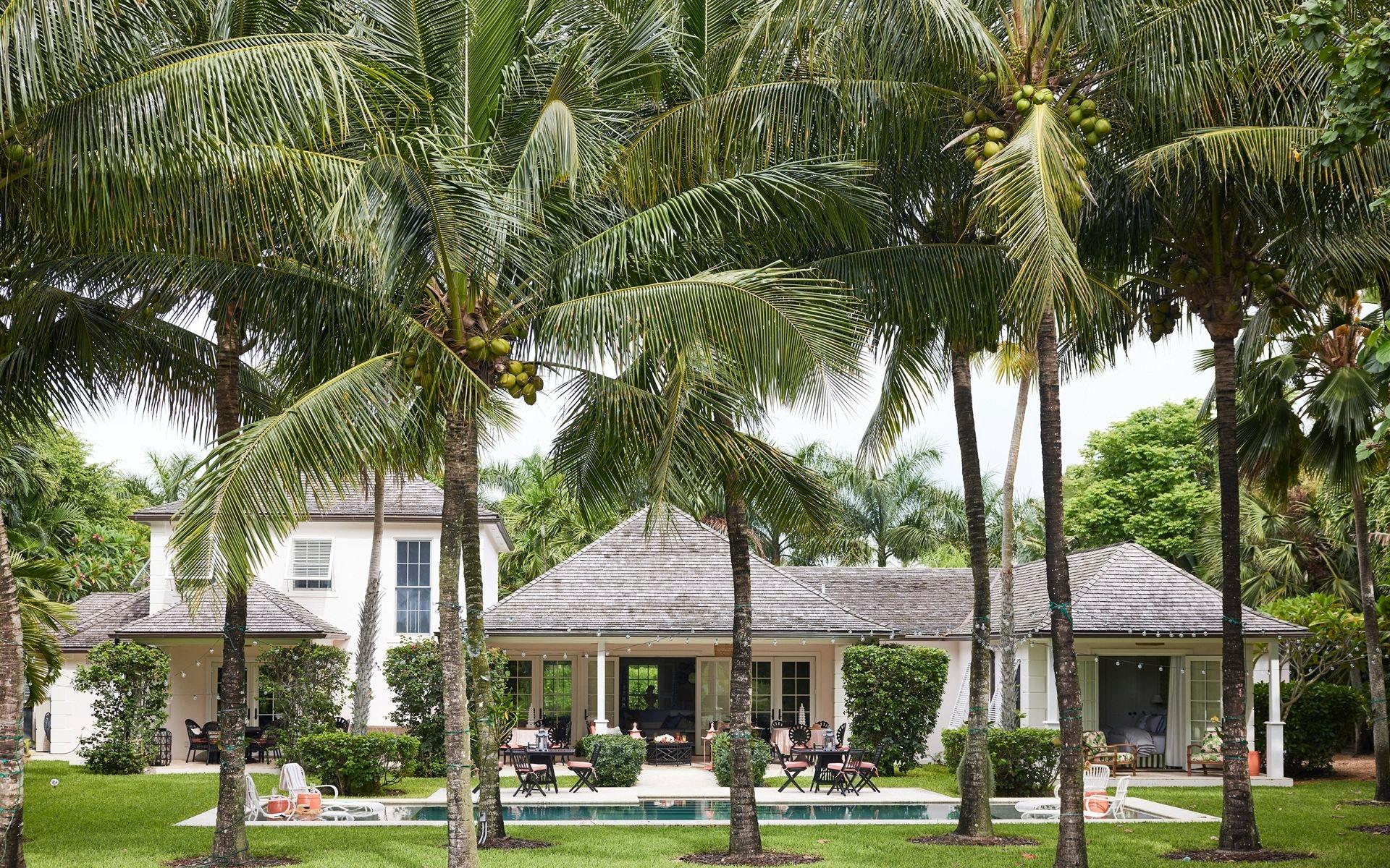 104 COTT 104, CLIFTON BAY DR.