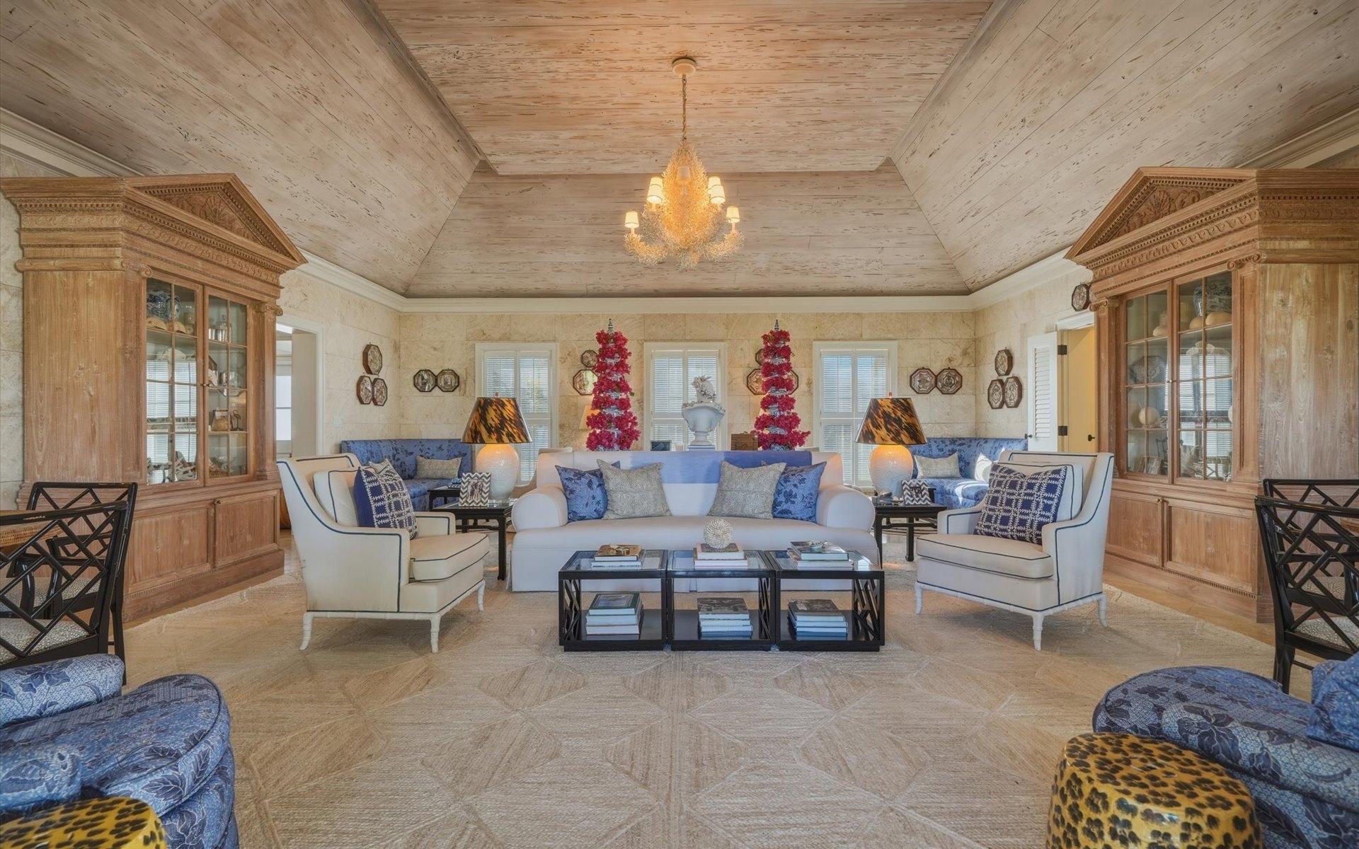 104 COTT 104, CLIFTON BAY DR.