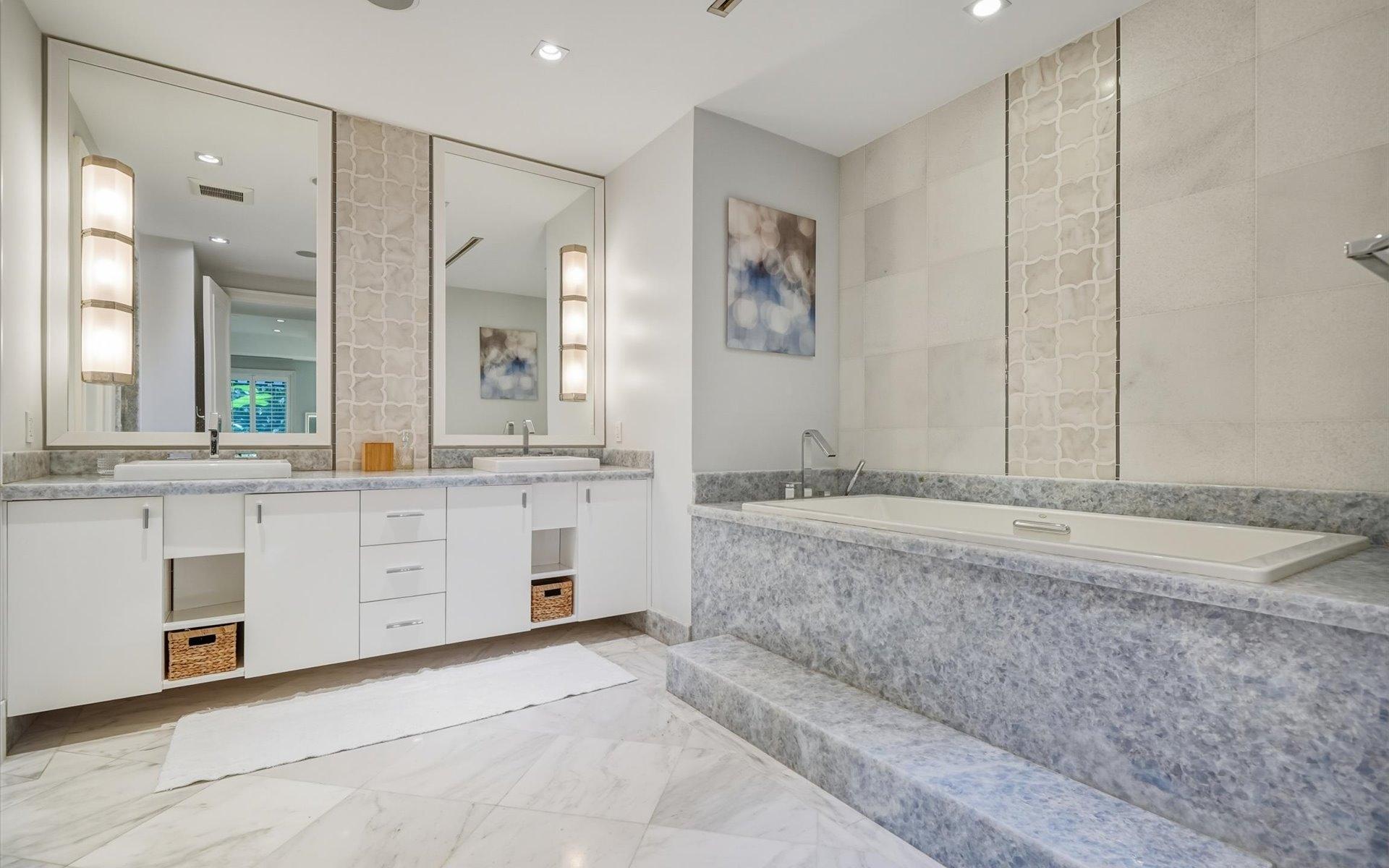 SUNNYSIDE CONDOMINIUMS Unit: 102 & 103