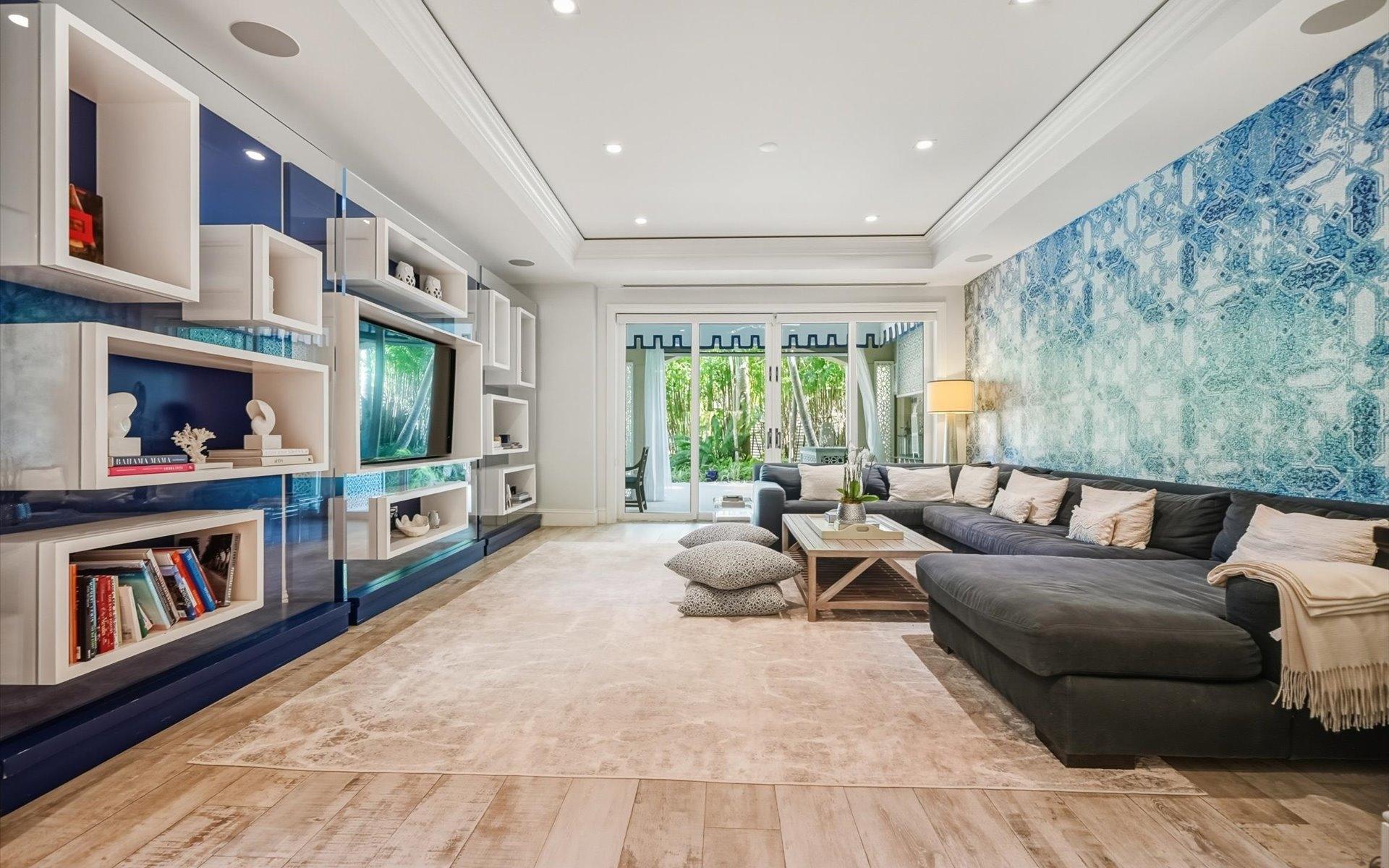 SUNNYSIDE CONDOMINIUMS Unit: 102 & 103