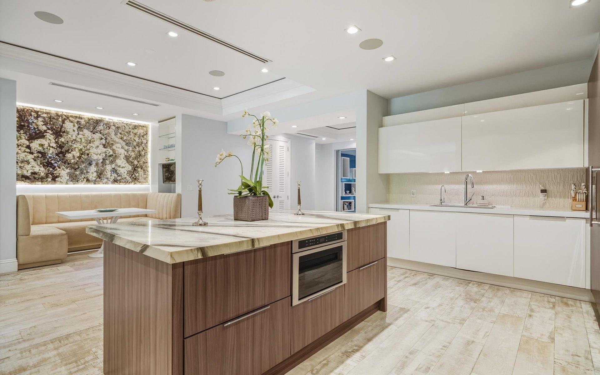 SUNNYSIDE CONDOMINIUMS Unit: 102 & 103