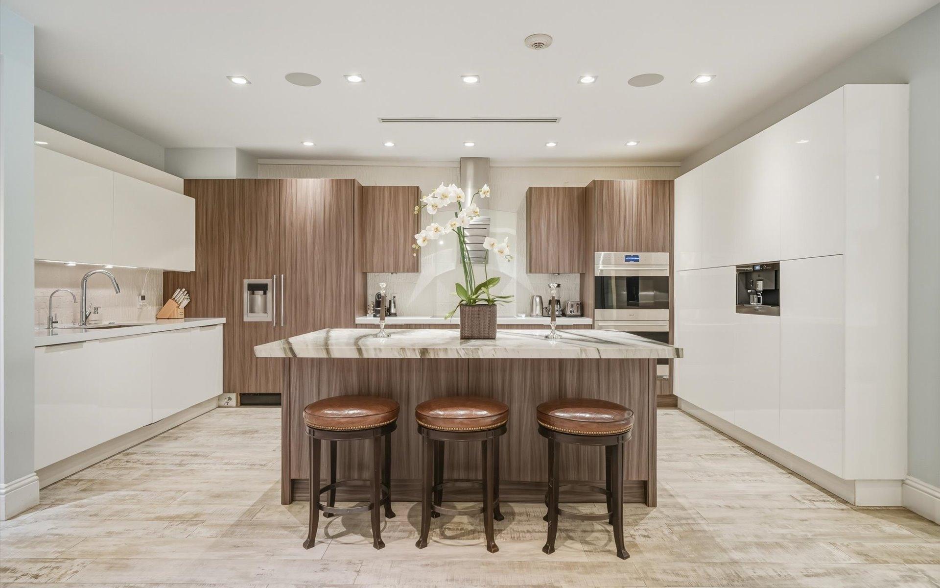 SUNNYSIDE CONDOMINIUMS Unit: 102 & 103