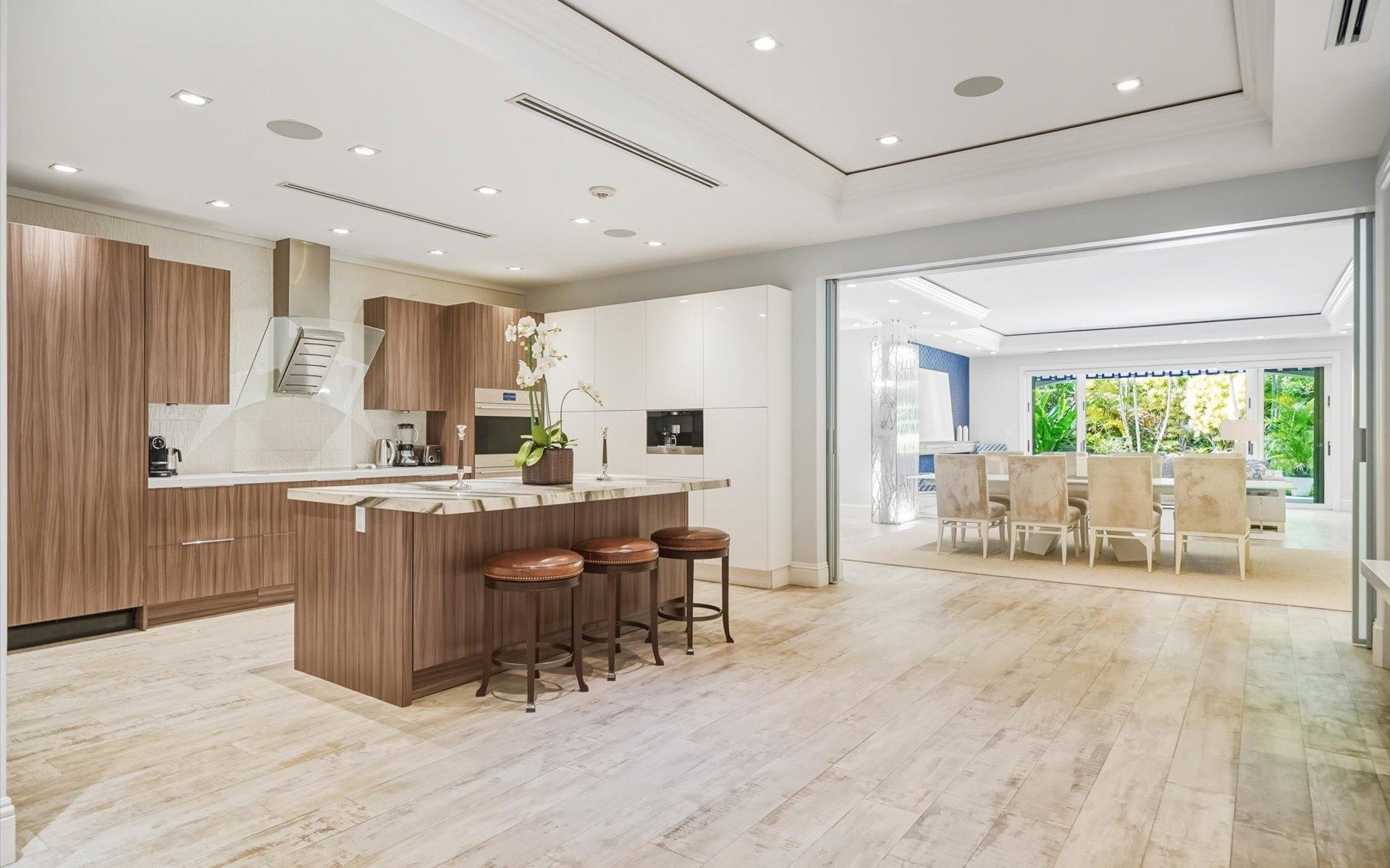 SUNNYSIDE CONDOMINIUMS Unit: 102 & 103