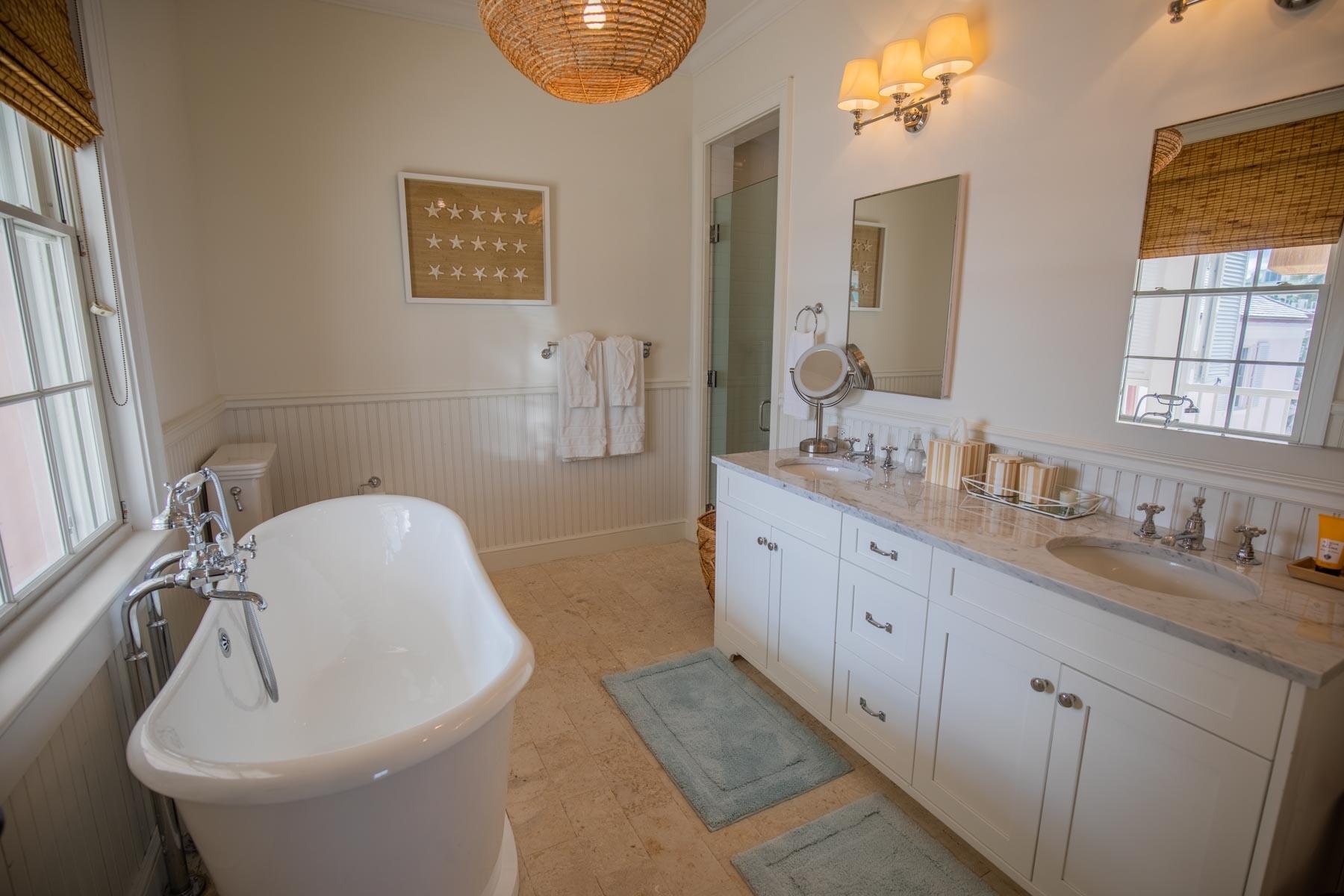 MARINA TOWNHOUSE Unit: 10