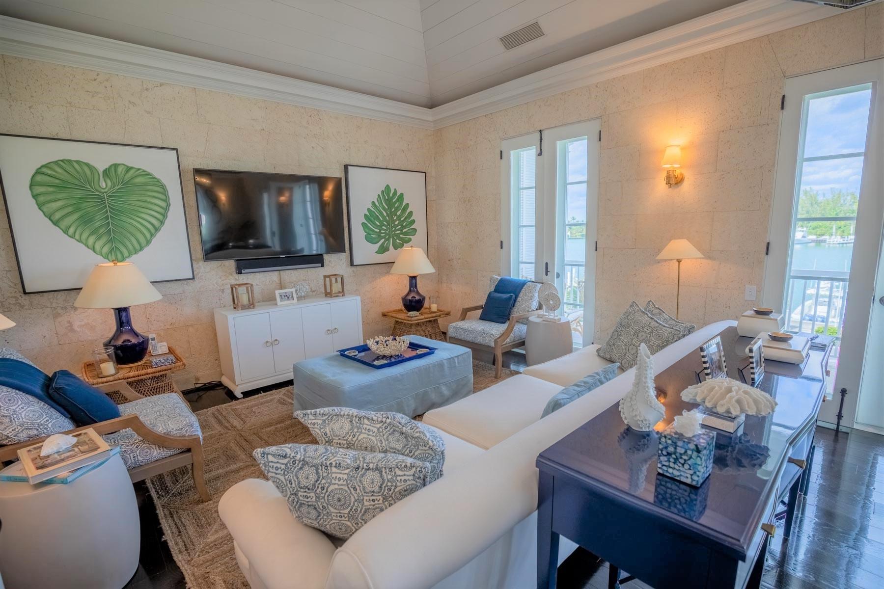 MARINA TOWNHOUSE Unit: 10