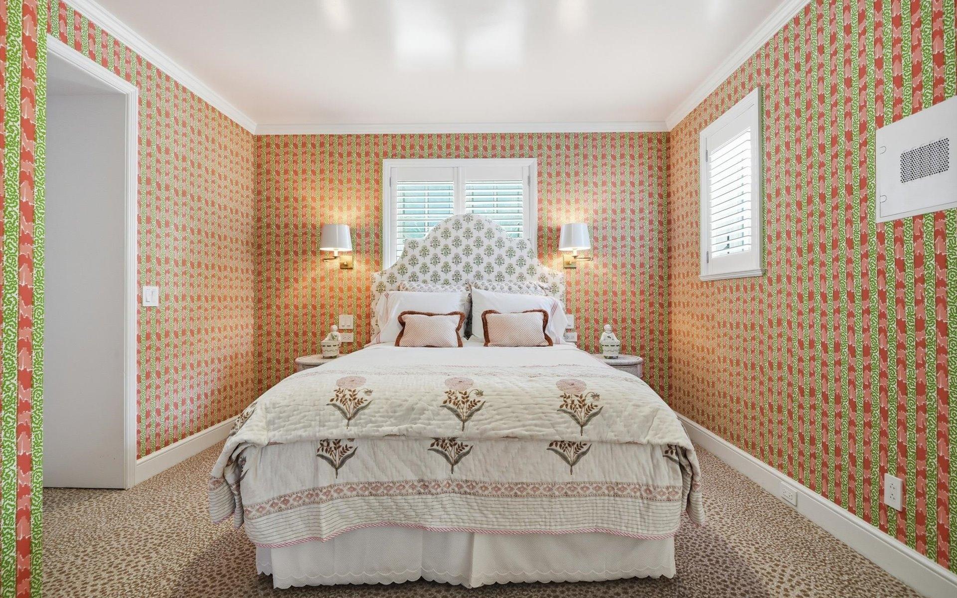 COTTAGE 105, EDGEWATER DR