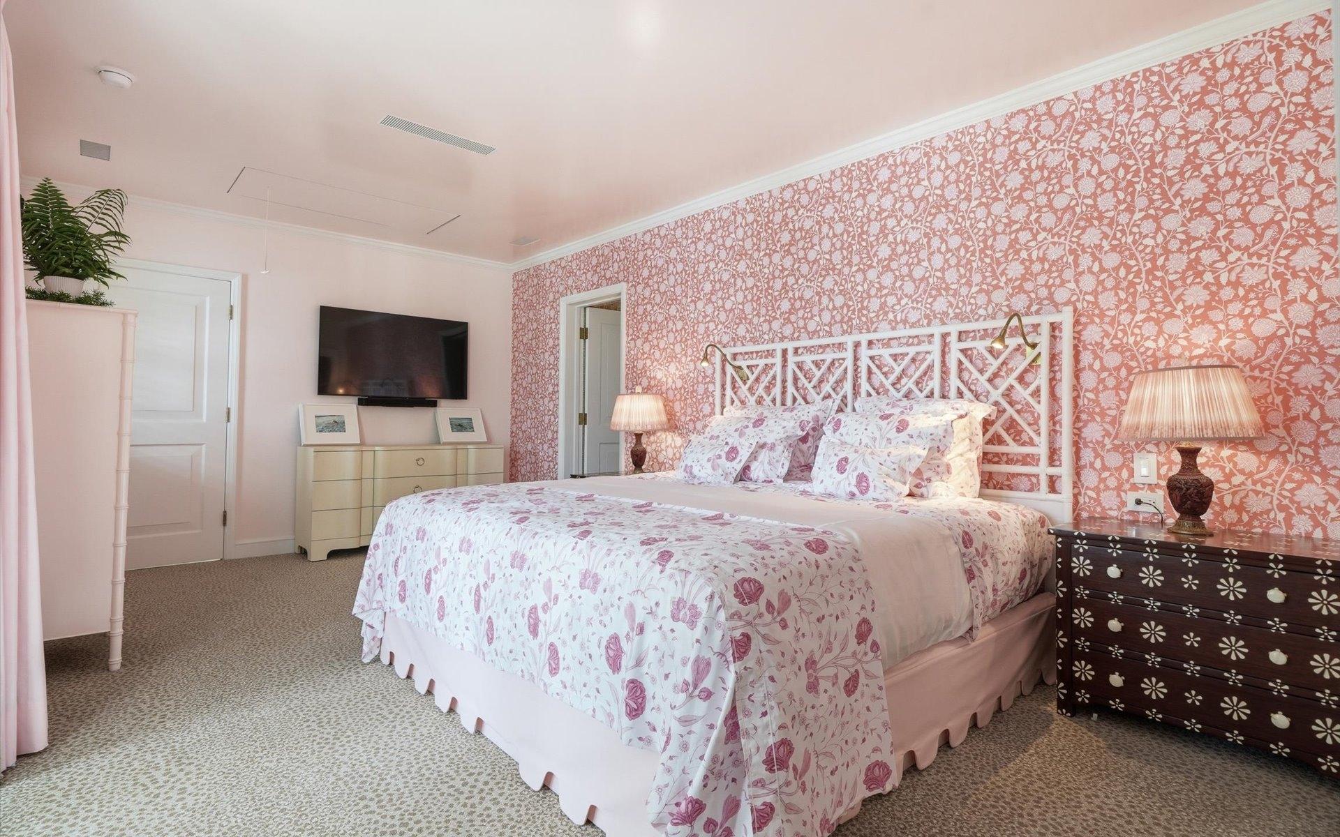 COTTAGE 105, EDGEWATER DR