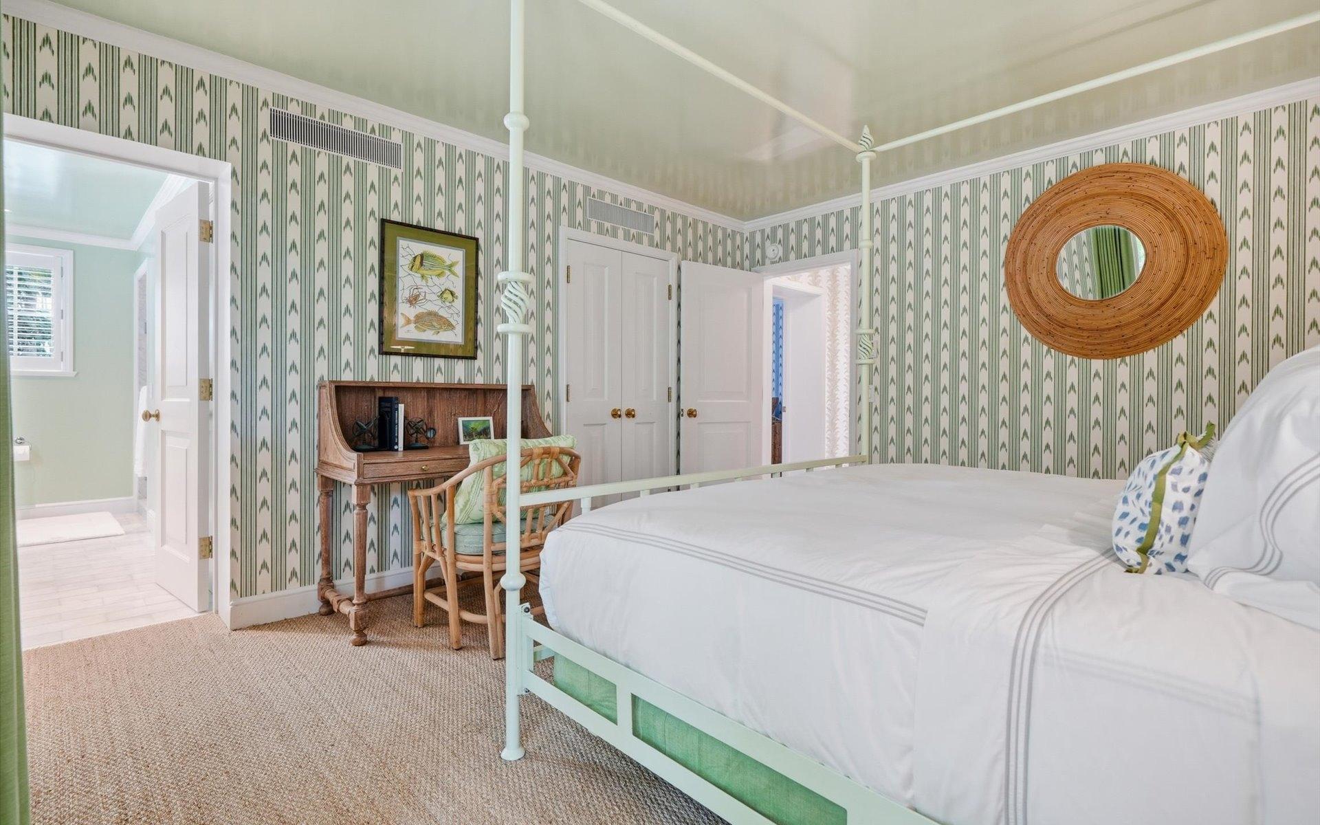 COTTAGE 105, EDGEWATER DR