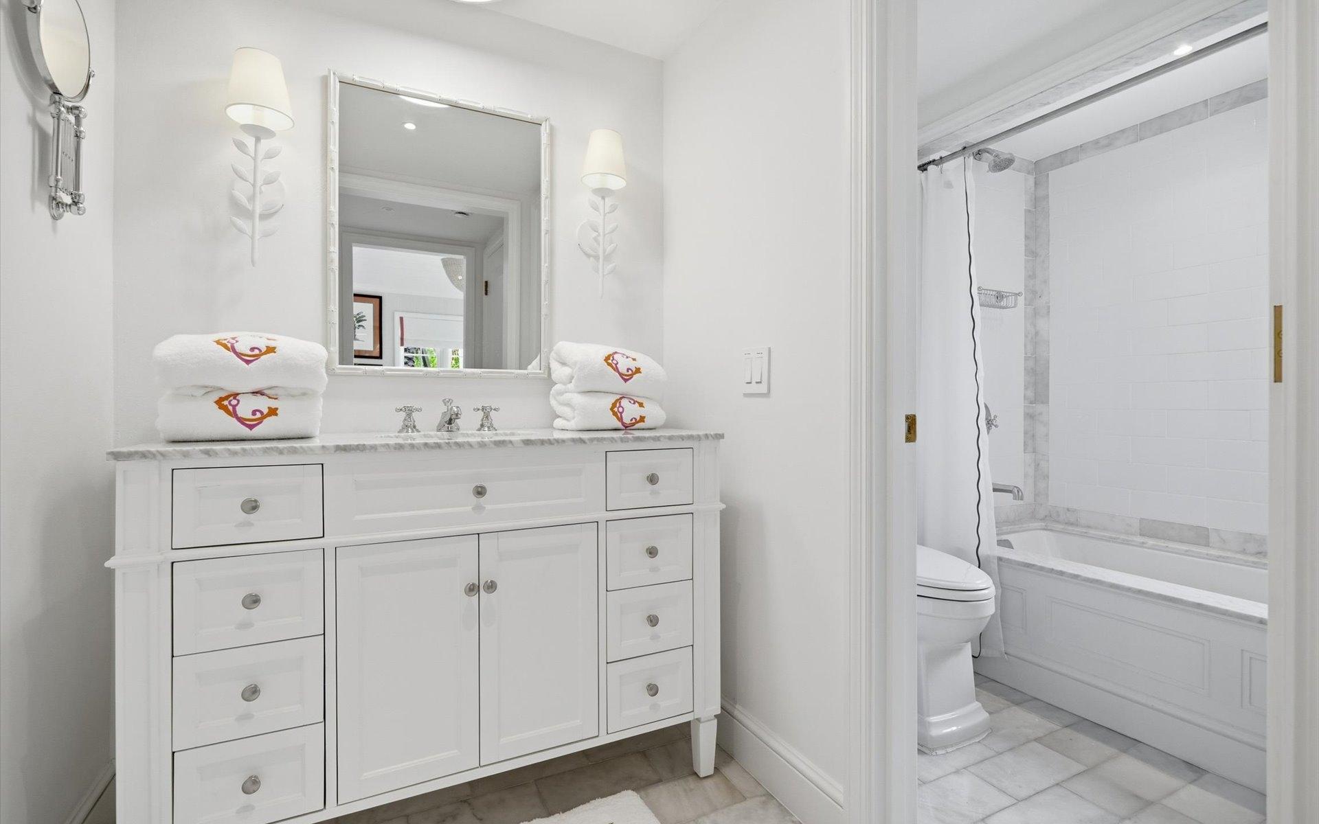 COTTAGE 105, EDGEWATER DR