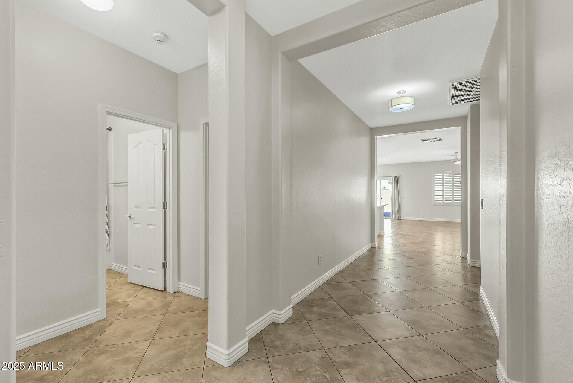 3718 E VALLEJO Drive