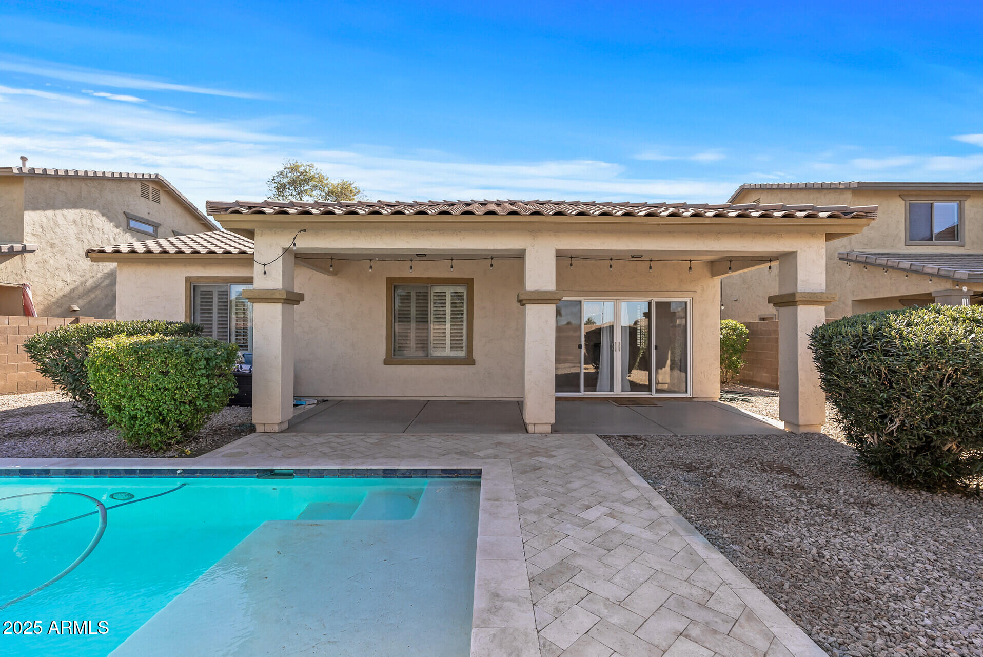 3718 E VALLEJO Drive