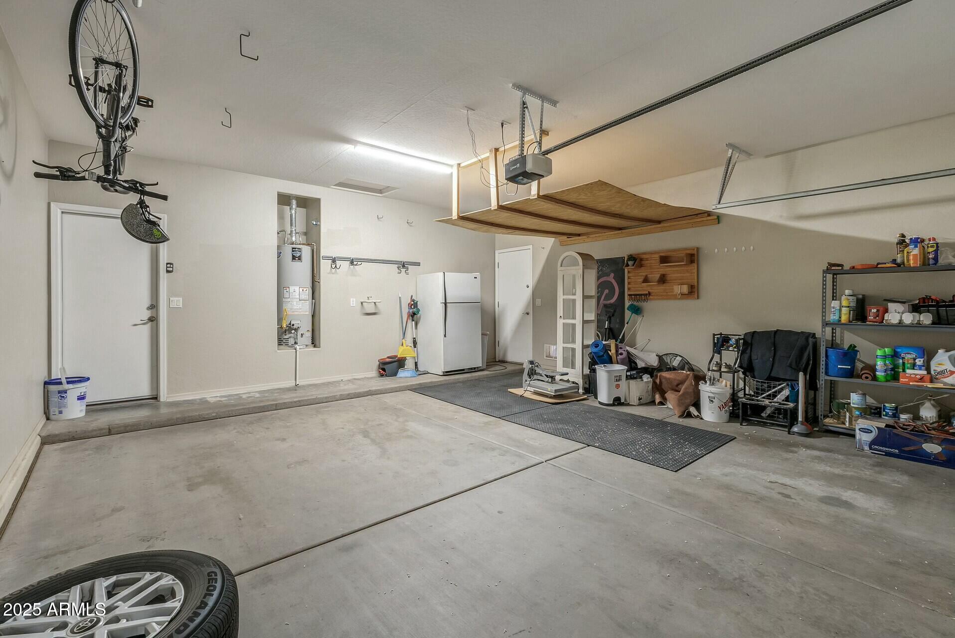 3718 E VALLEJO Drive