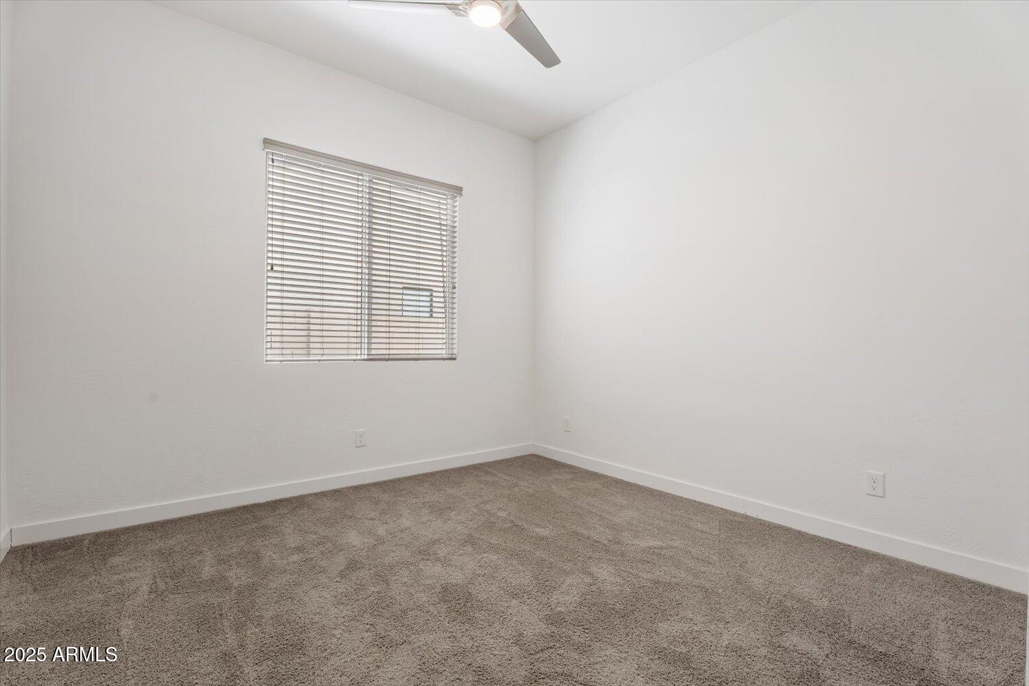 1113 E LA MIRADA Drive