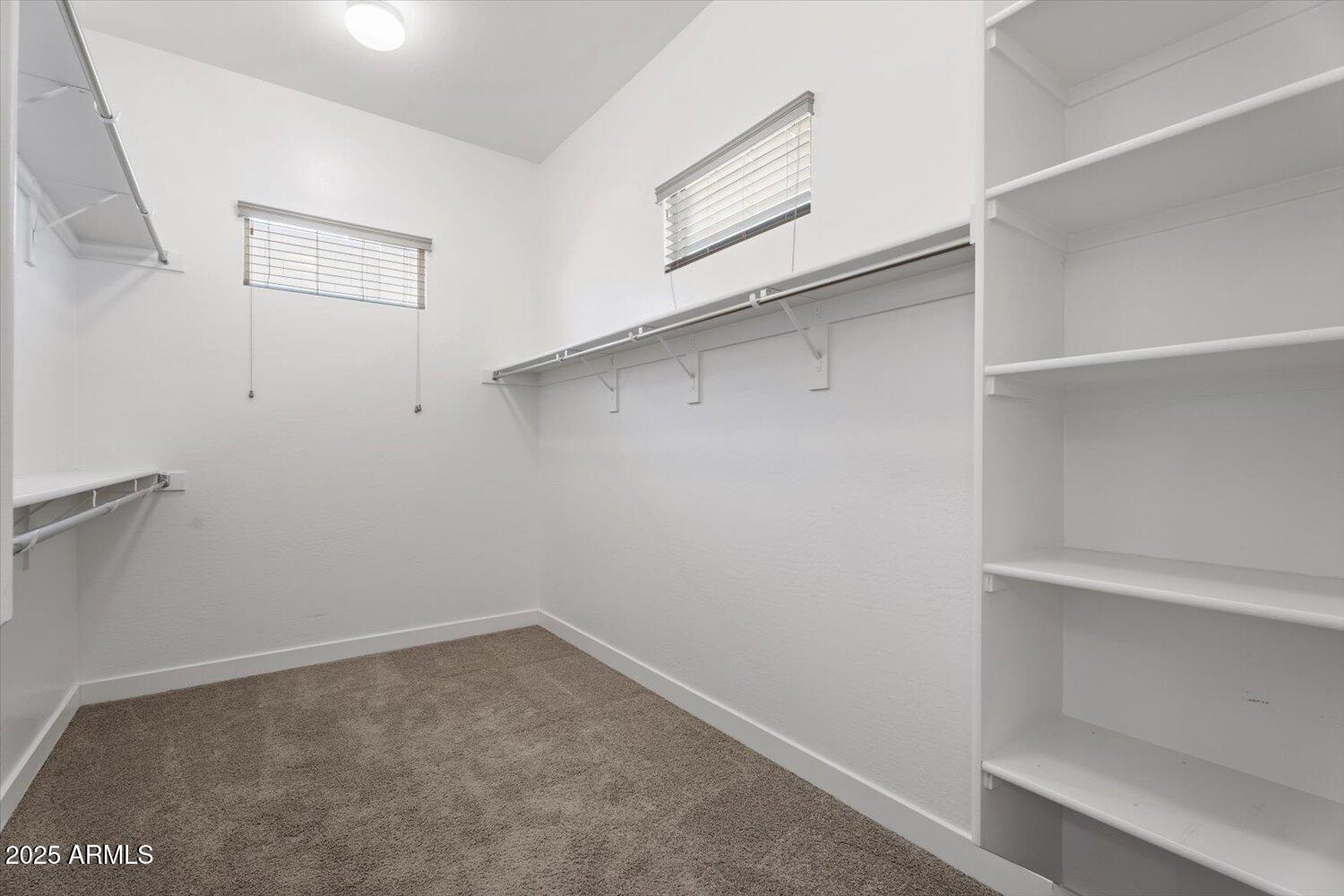 1113 E LA MIRADA Drive