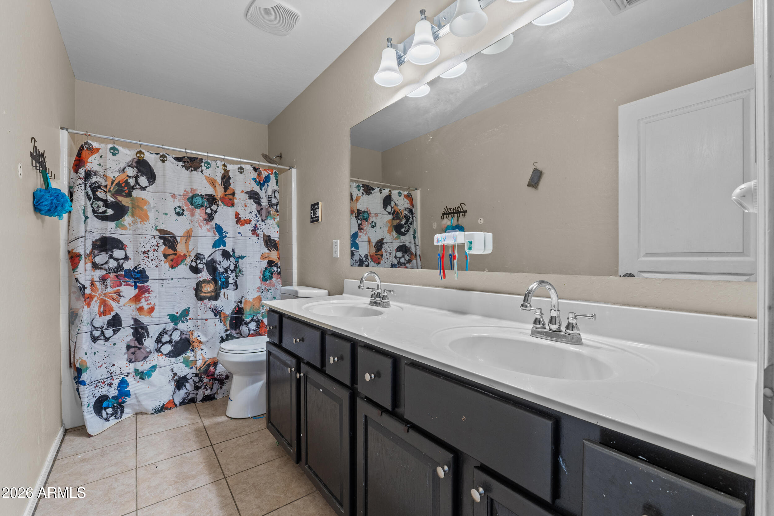 21420 E ROUNDUP Way