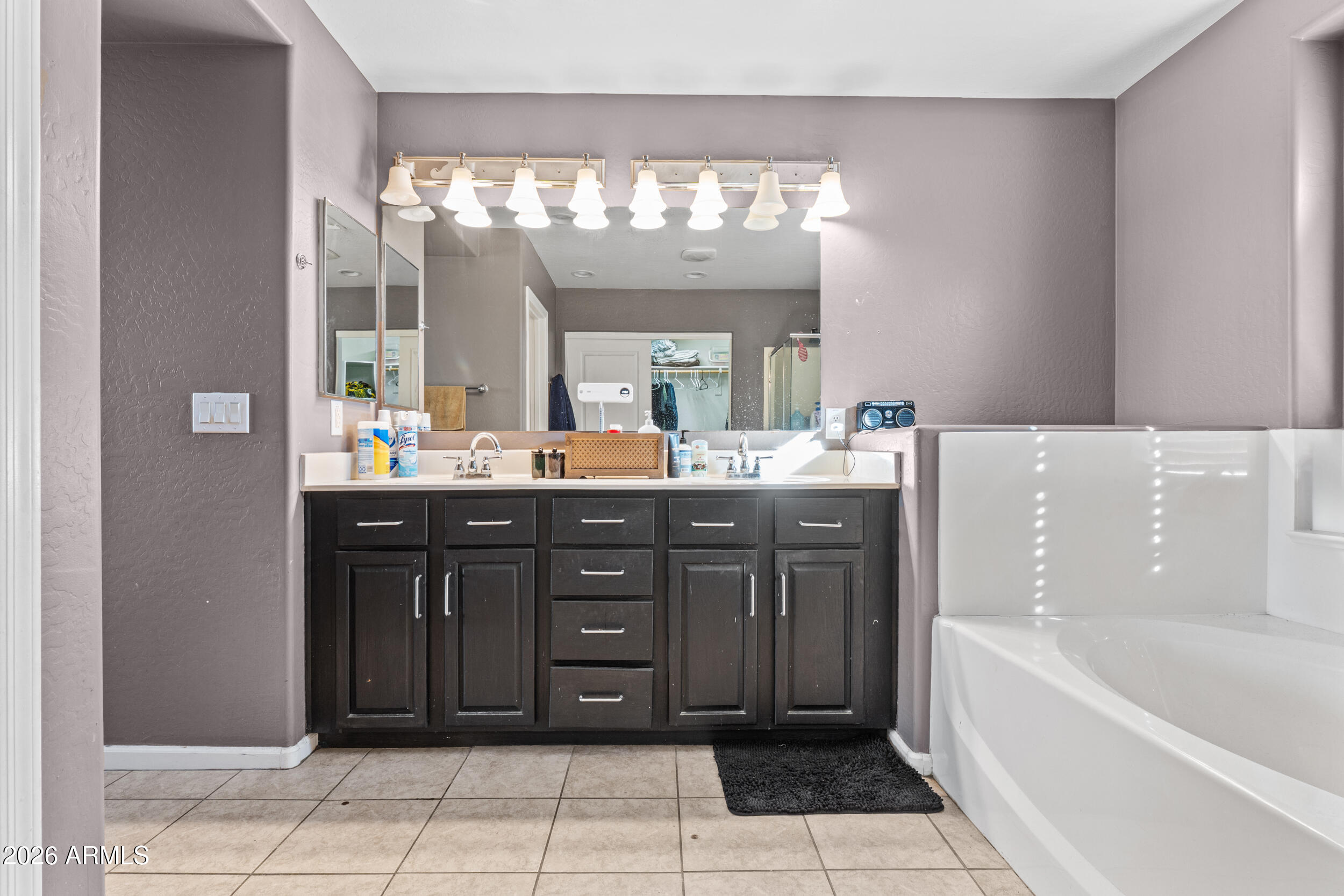21420 E ROUNDUP Way