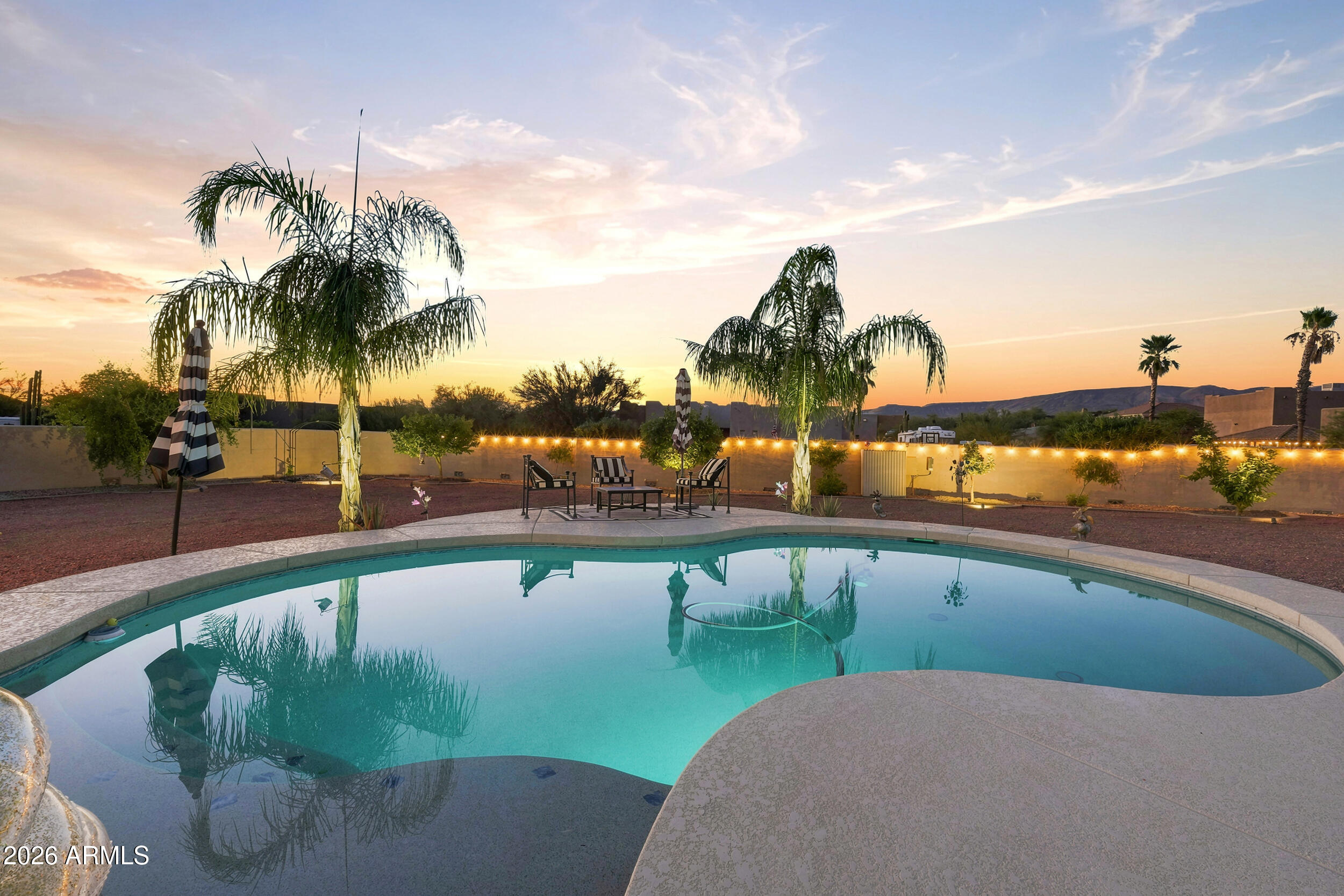 1106 E CIRCLE MOUNTAIN Road