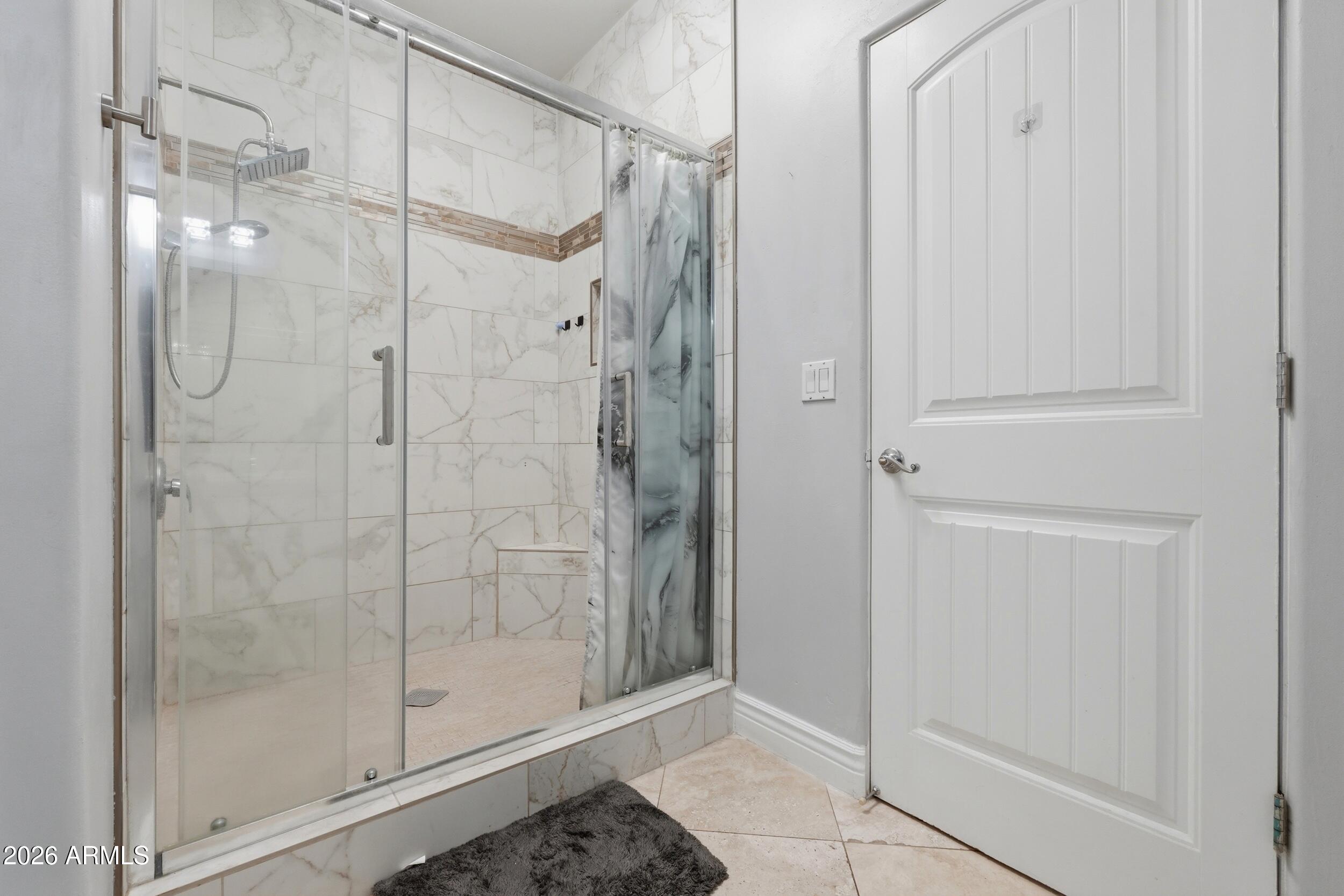 1106 E CIRCLE MOUNTAIN Road