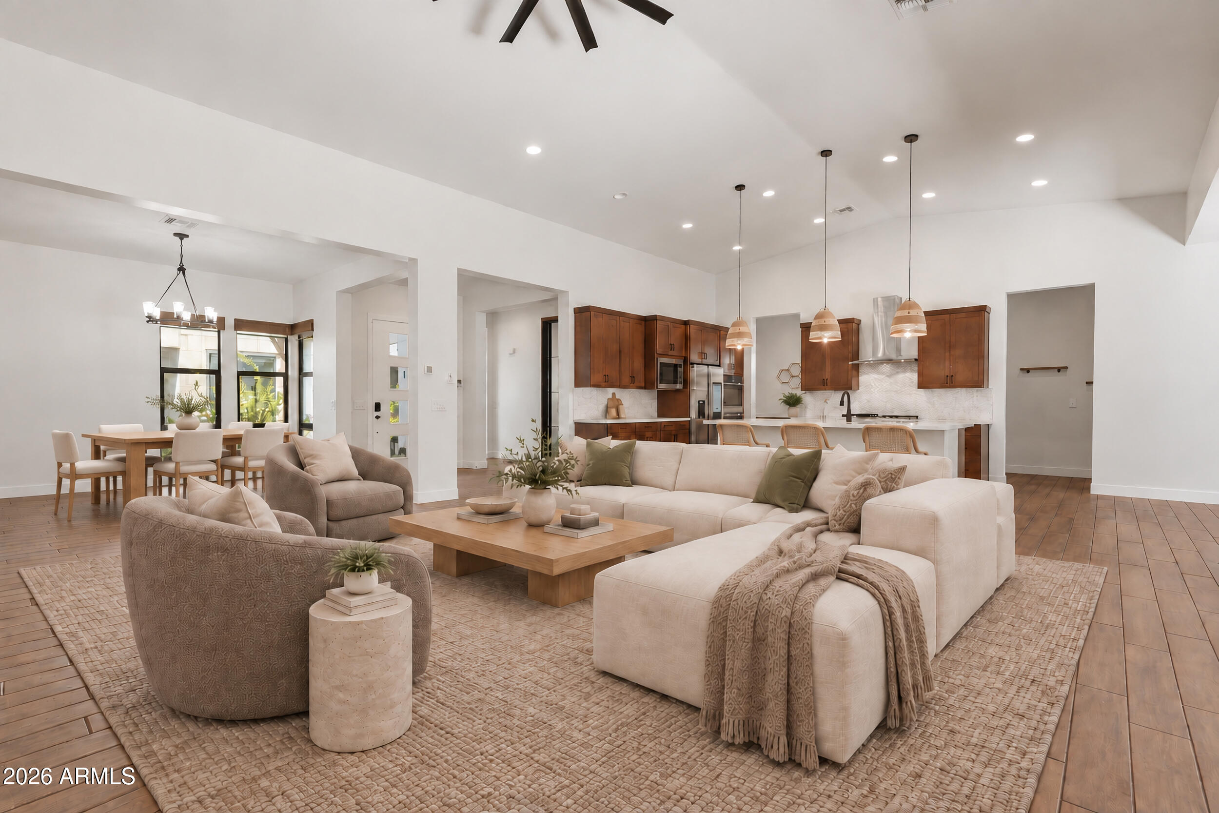 813 E Corral Road