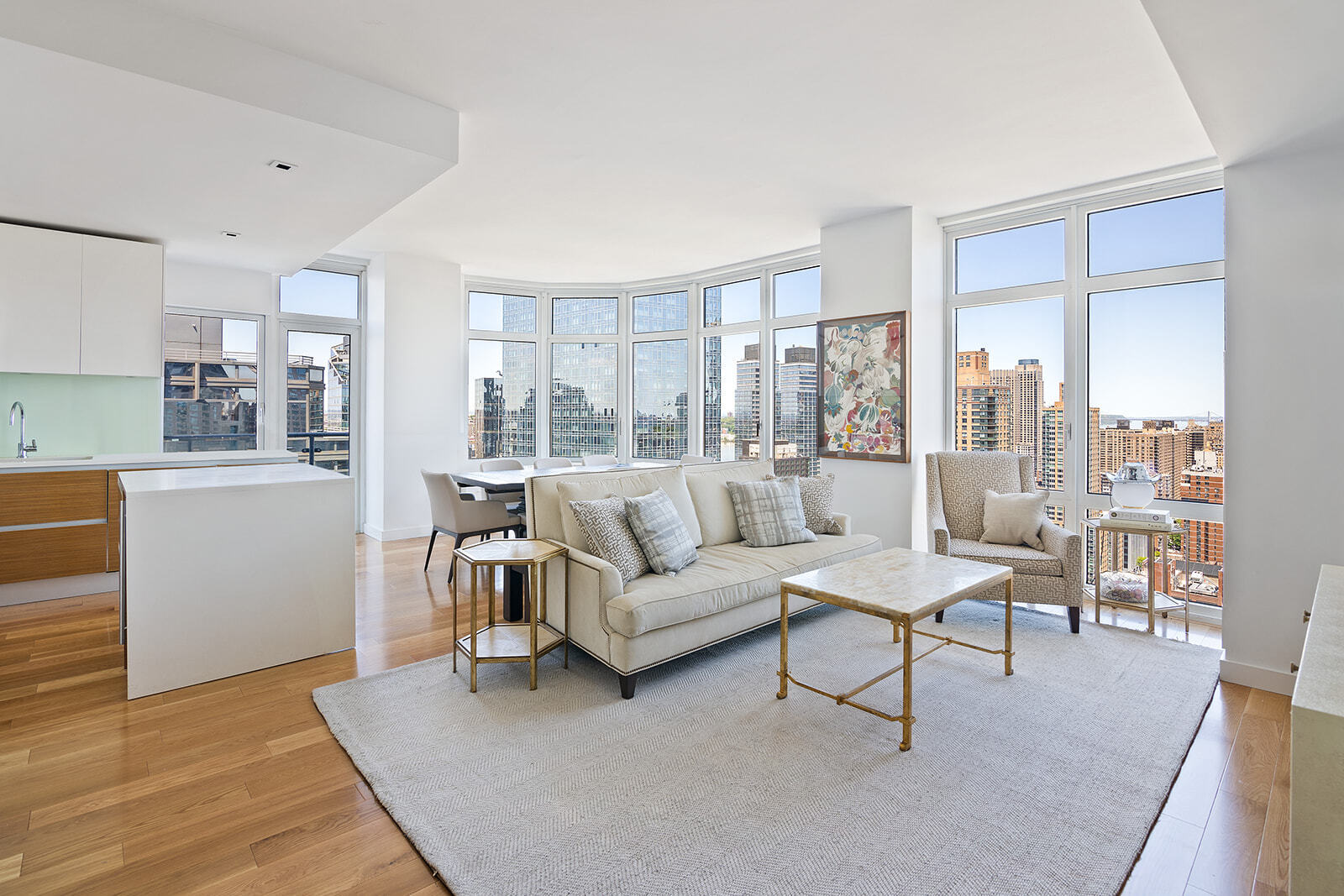 555 W 59TH Street 33A