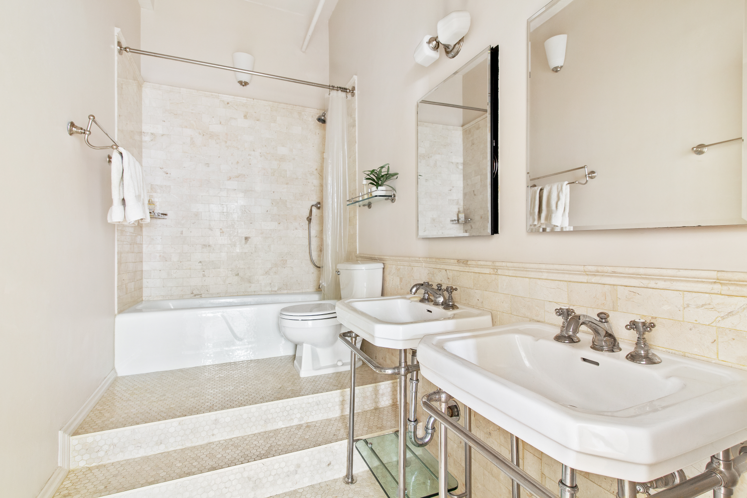 109 W 26TH Street 8B