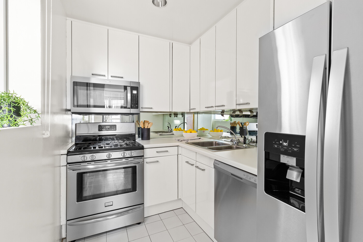 146 W 57TH Street 44F