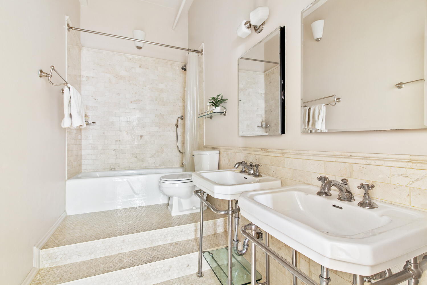 109 W 26TH Street 8B