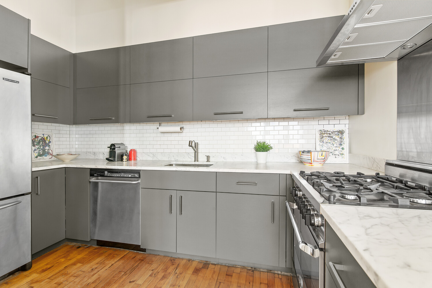 109 W 26TH Street 8B