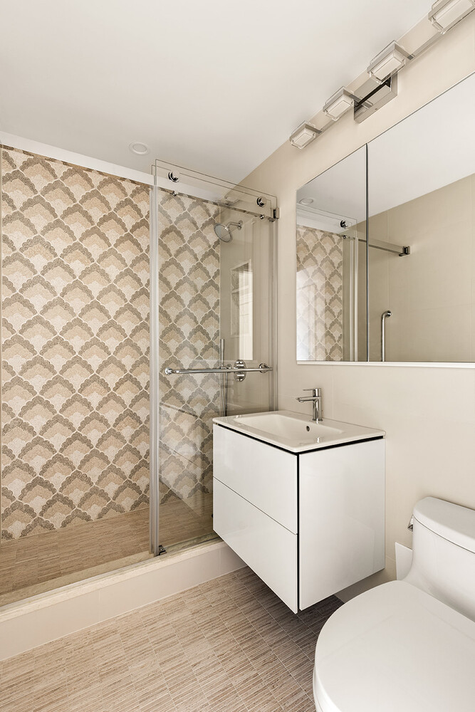 400 E 56TH Street 11O